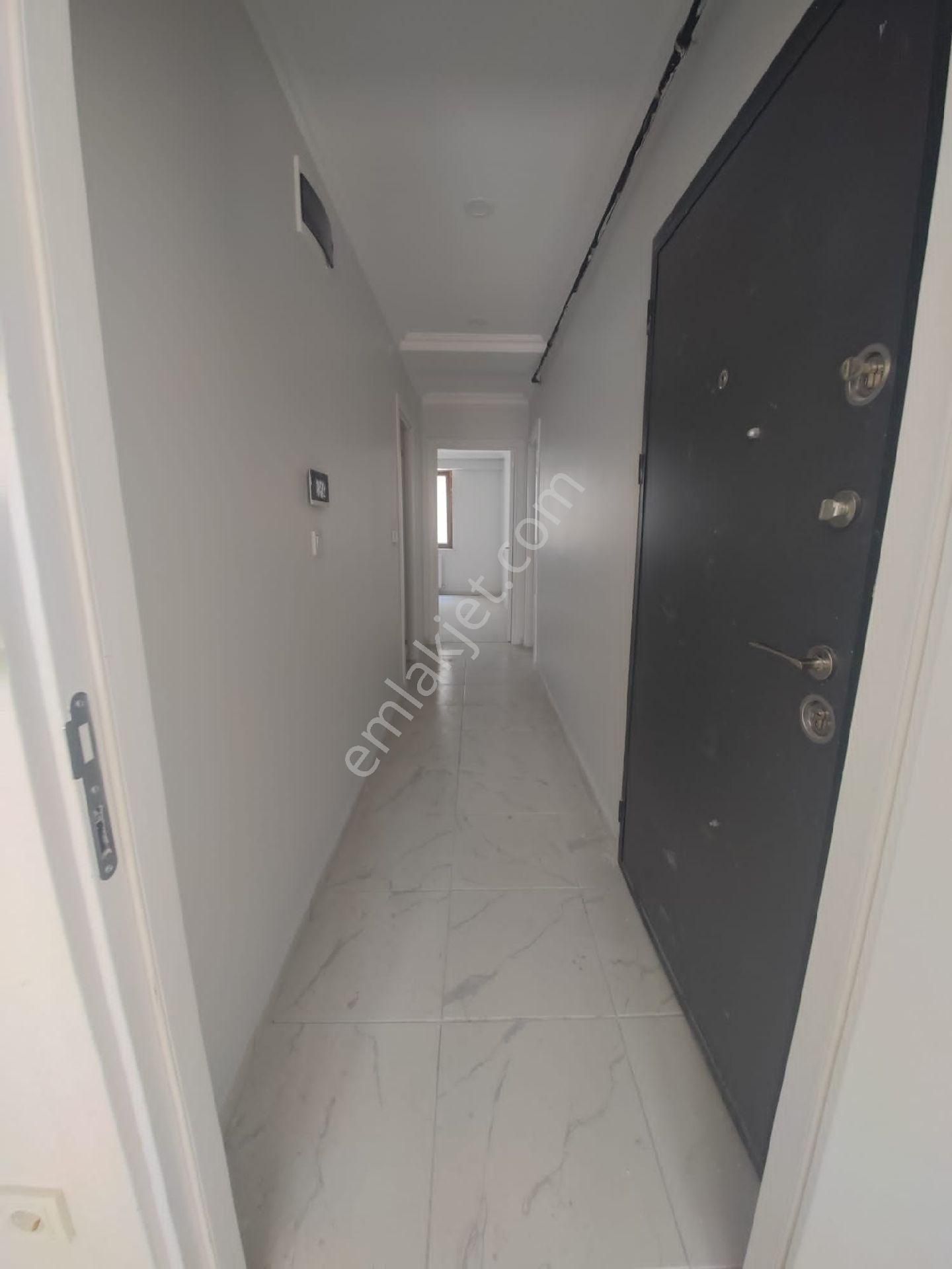 Arı Emlak'tan Kiralık 70m2 2+1 Yüksek Giriş