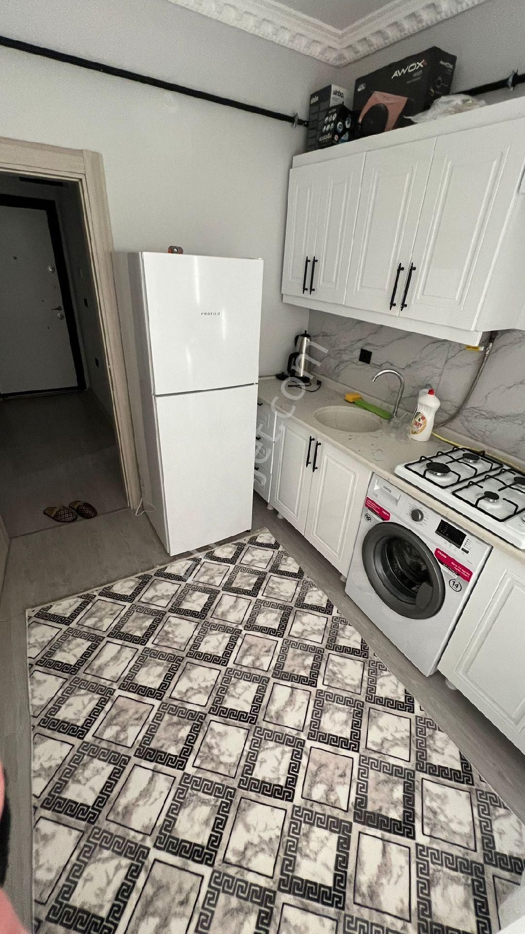 Şehitler De Satılık Ara Kat 1+1 Eşyalı Apart