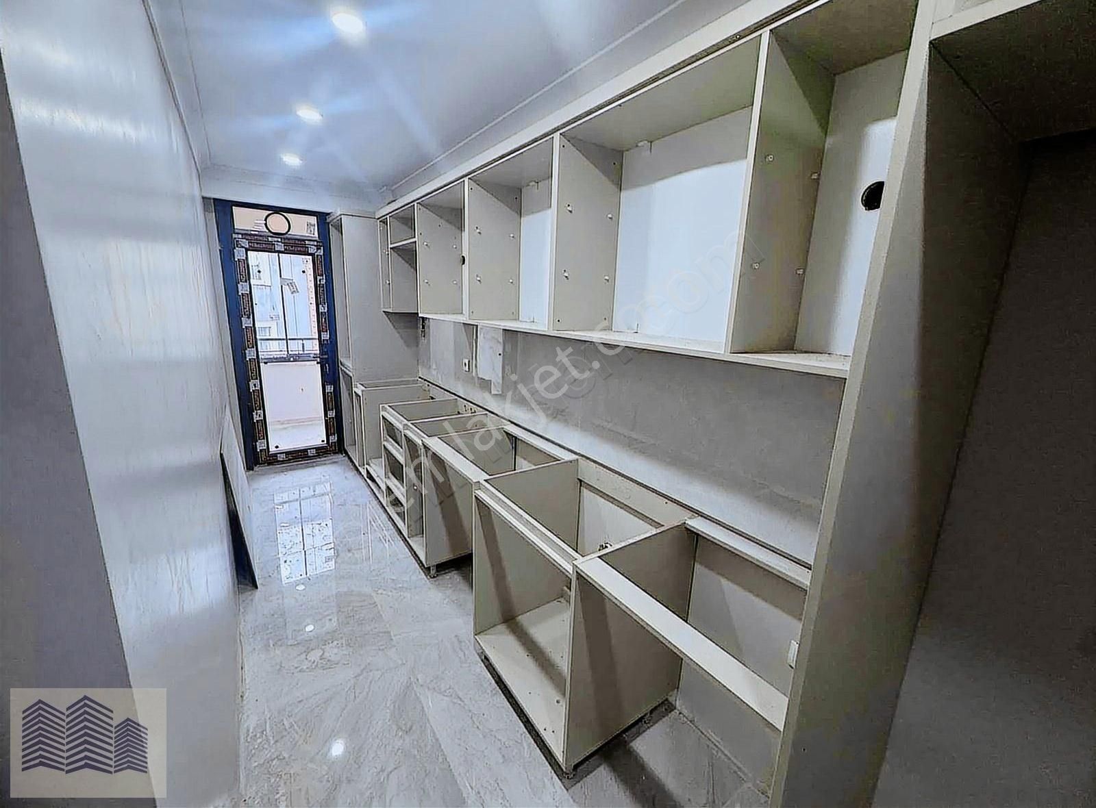 İnönü Mah Maslak Çeşmenin Üstünde Sıfır Güney Cephe 2+1 Daire