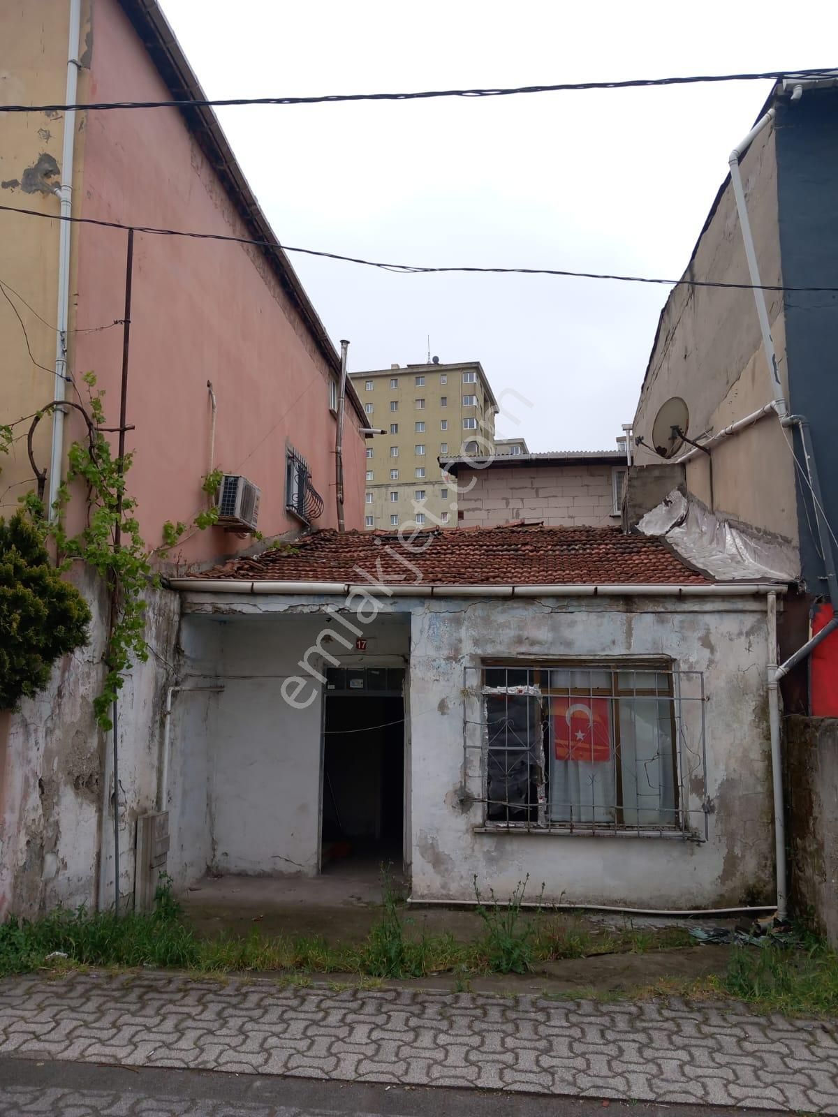 İgr Emlaktan Satılık Müstakil Ev İçerenköy Ataşehir - Görsel 11