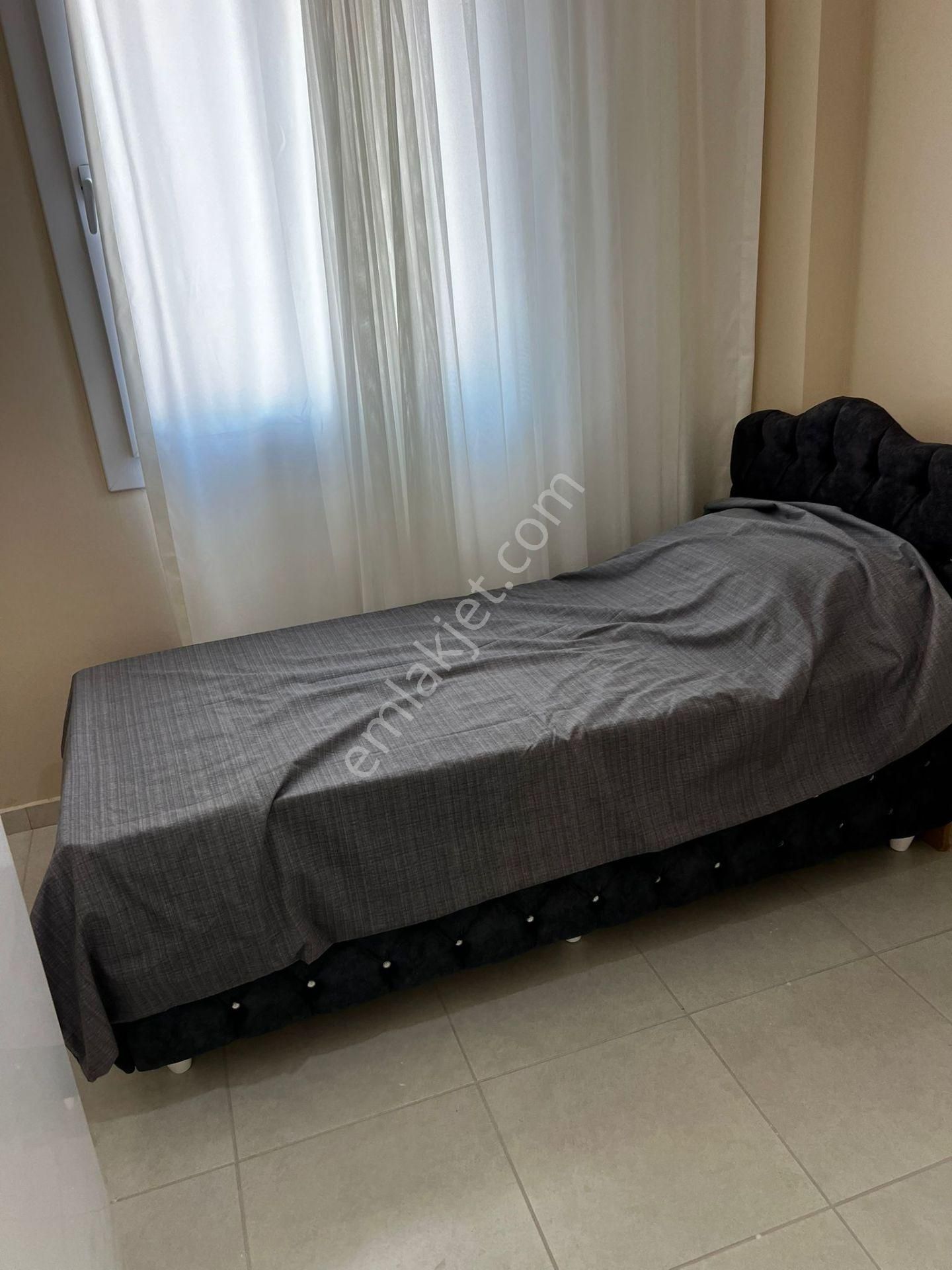 Adana Sarıçam Stadyuma Yakın Konumda 1+1 Full Eşyalı Hasarsız Kiralık Daire !! Açıklama Oku!!