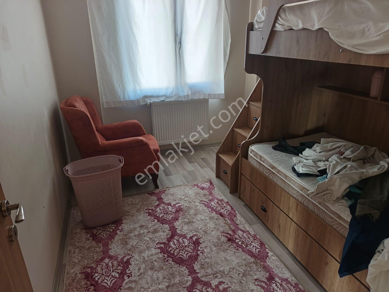 Kaçmaz Emlak'tan Derince 60 Evler'de Kiralık 4+1 Dublex Daire - Görsel 2