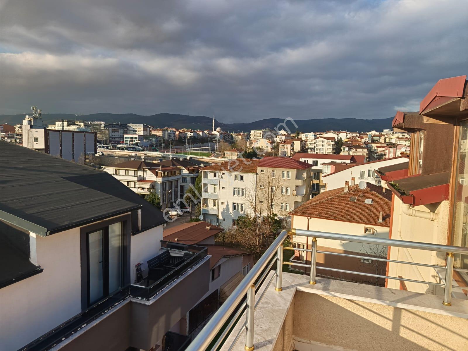 Kaçmaz Emlak'tan Derince 60 Evler'de Kiralık 4+1 Dublex Daire - Görsel 12