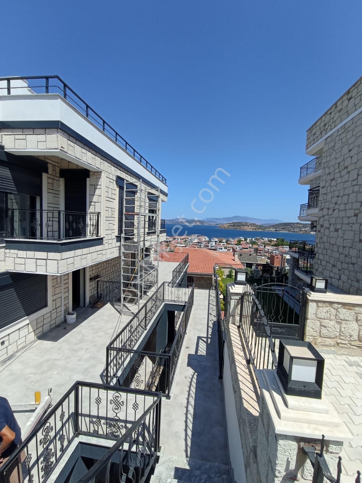 Satılık Yeni Foça Burunucu'nda Şahane Fourlex Villa - Görsel 20