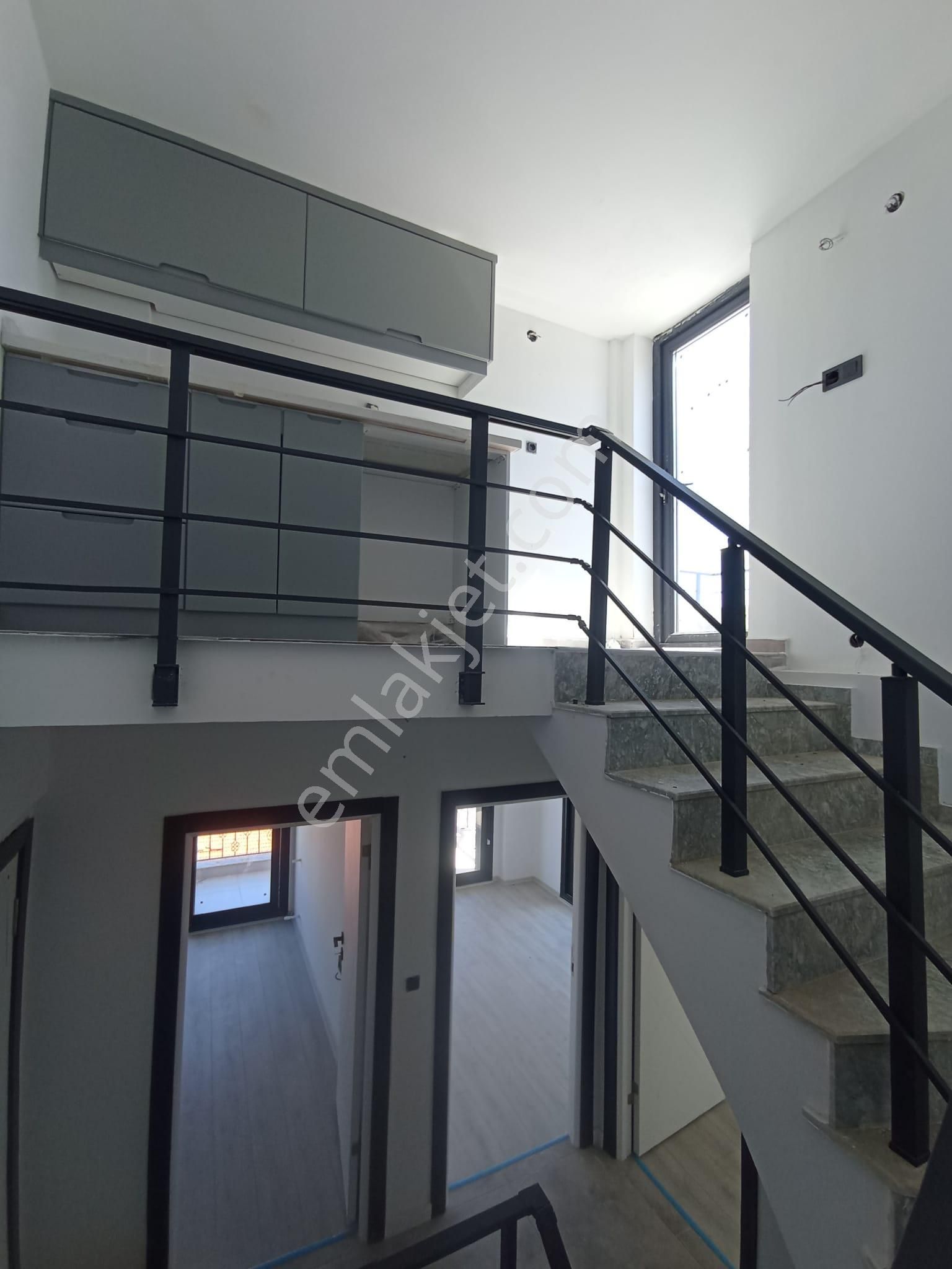 Satılık Yeni Foça Burunucu'nda Şahane Fourlex Villa - Görsel 11