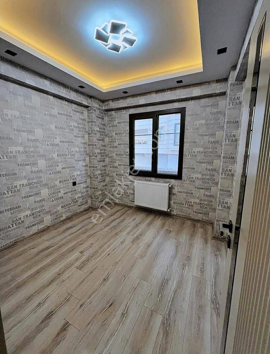 Uğurlu Emlak'tan Lüx Ara Kat 2+1 Satılık Daire