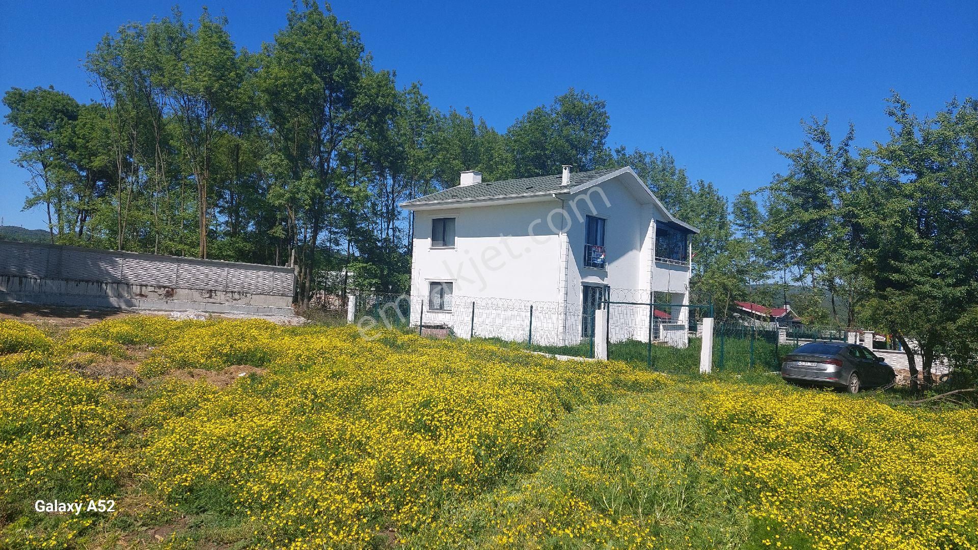 Dogayla İçiçe, Sapanca Göl Manzaralı Satılık Villa