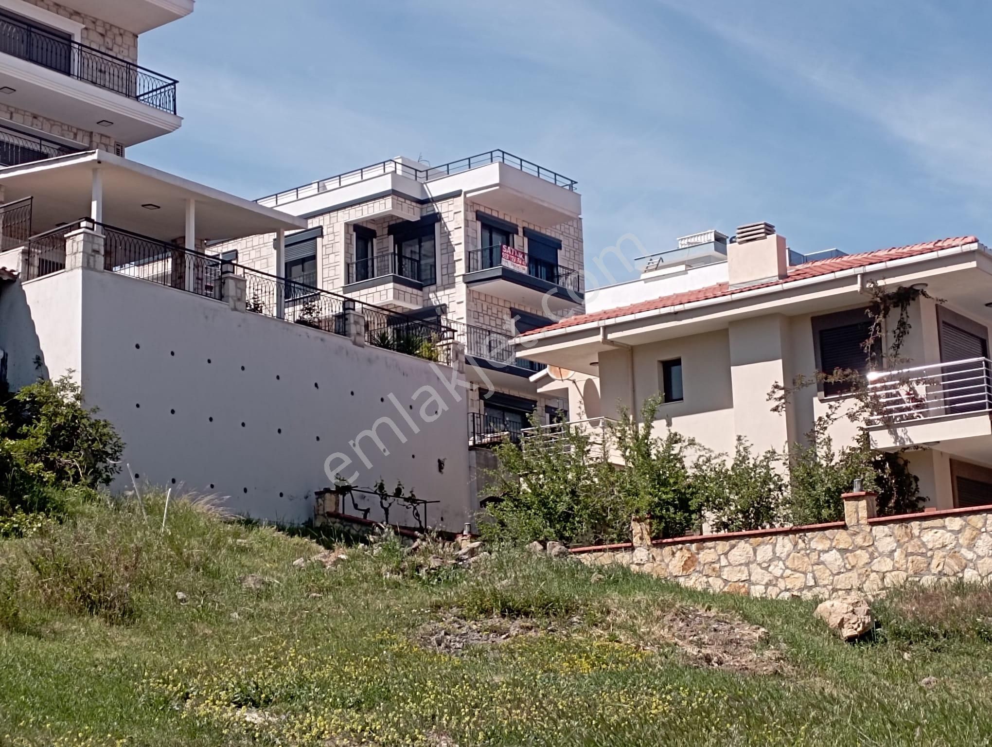 Satılık Yeni Foça Burunucu'nda Şahane Fourlex Villa - Görsel 14