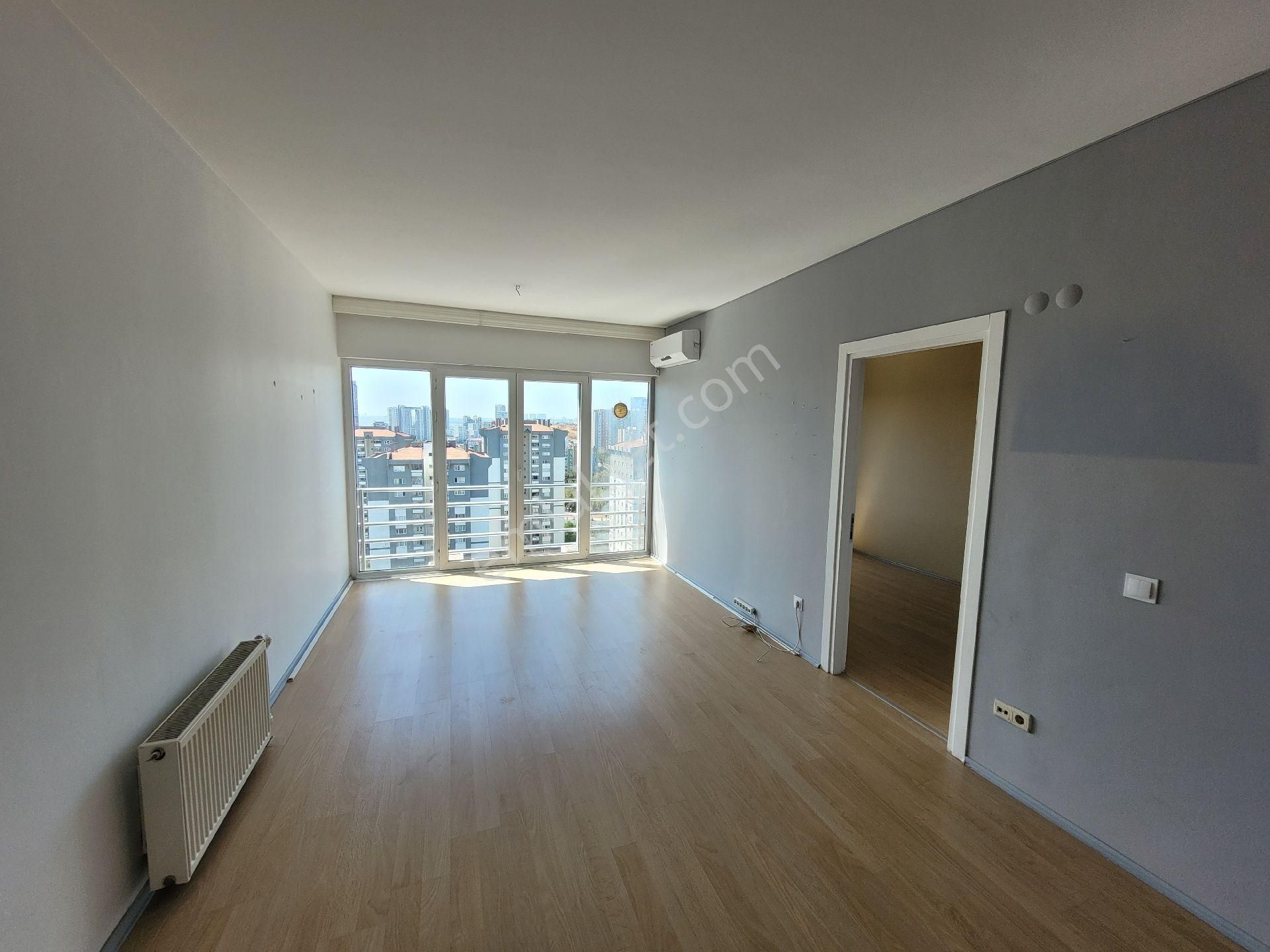 Ka Green Sitesi'nde 56m2 Giyinme Odalı Ve Klimalı 1+1 Kiralık Daire