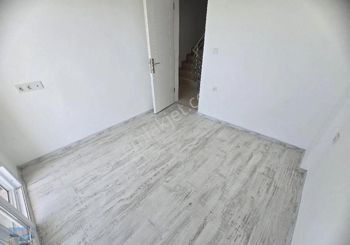 Akbük Merkez'de 3+1 Müstakil Villa - Görsel 24