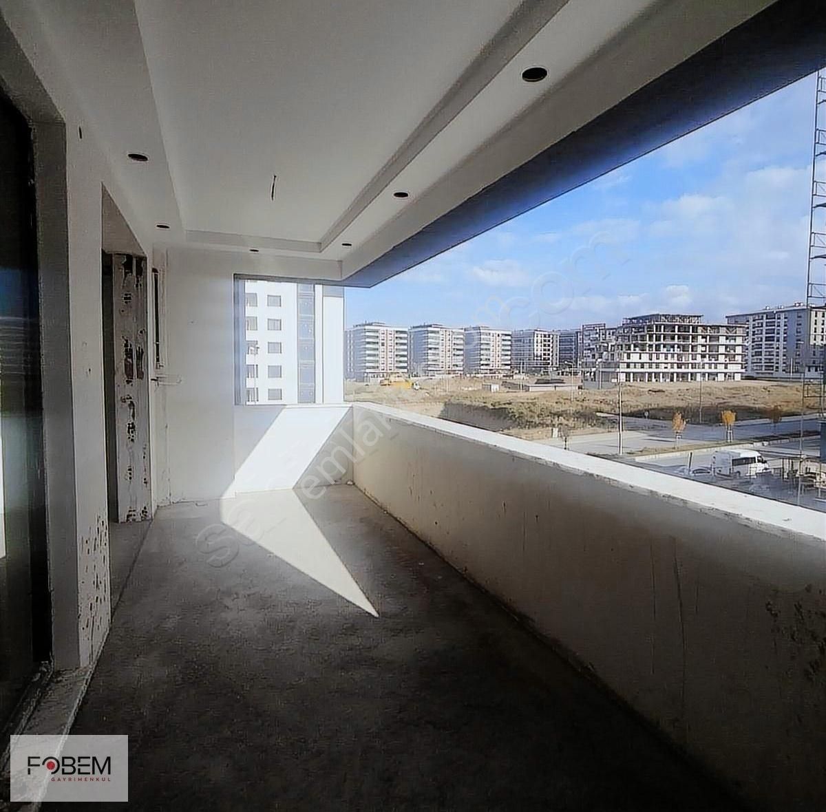 Cadde Cepheli 4+1 Alttan Isıtmalı