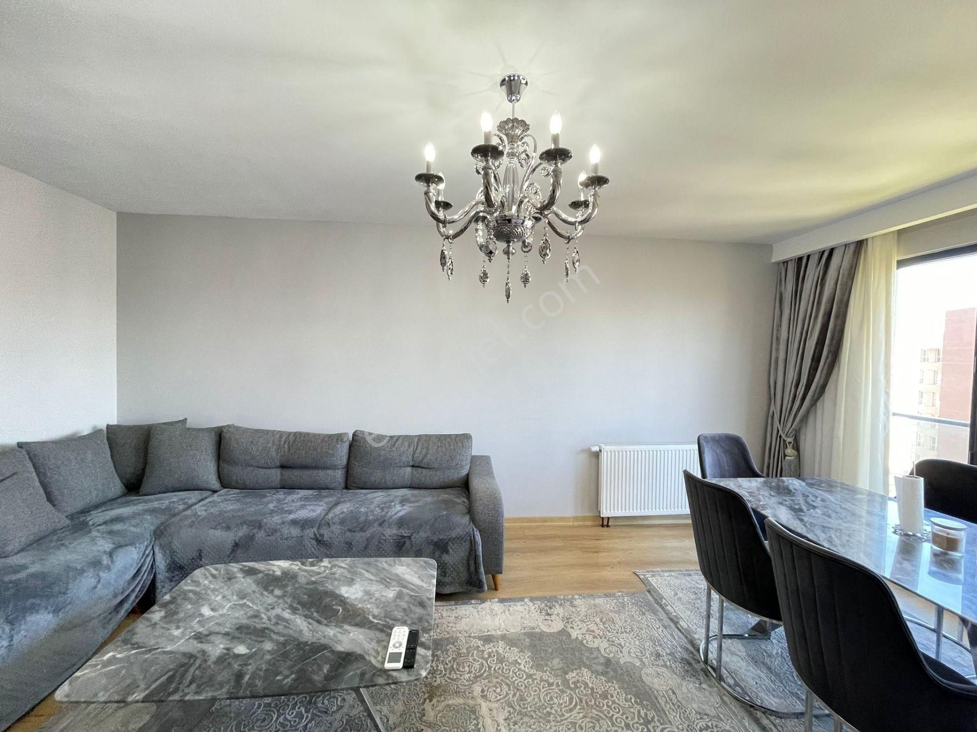 Focus Eyüp Sitesinde Geniş Balkonlu 2+1 Ferah Daire