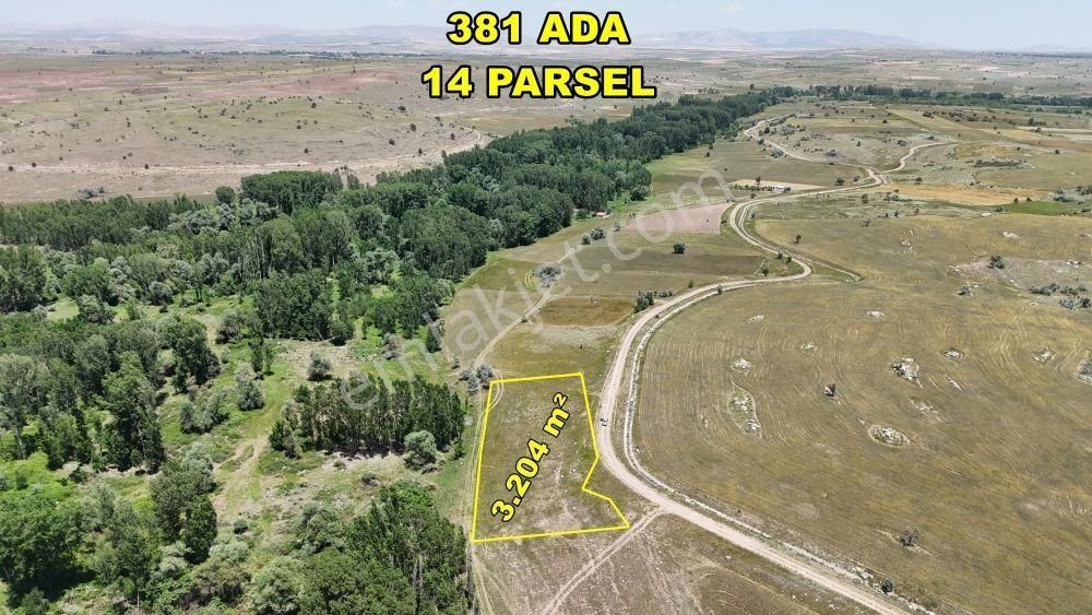Konya / Akören / Tülce'de 3.204 M² Müstakil Tapulu Tarla