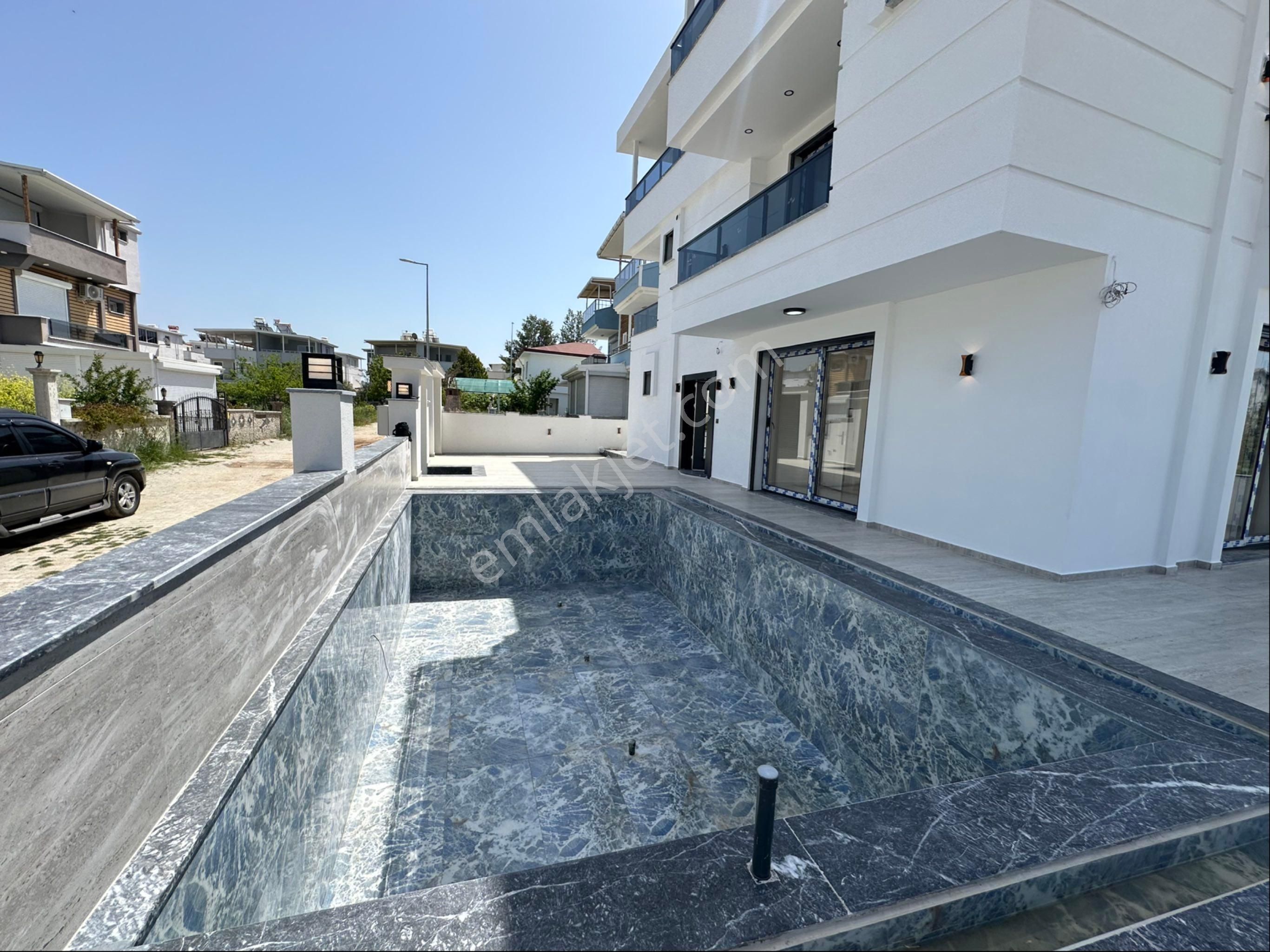 Didim Sağtur’da Prestijli Yaşam | Köşebaşı, Ayrı Mutfaklı, Geniş Müstakil Villa