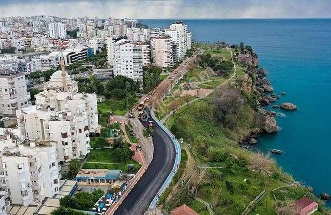 Muratpaşa Lara Bölgesi Ticari + Konut 750 M² Satılık Arsa