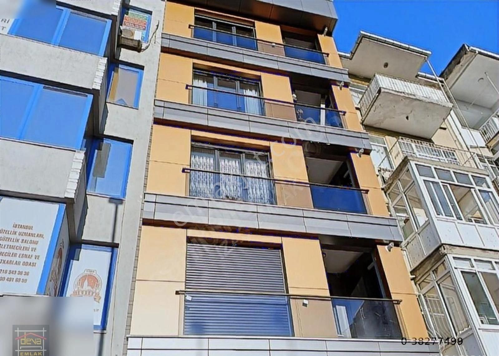 Devadan İcadiyede Cadde Üzeri Balkonlu Sıfır Bina 90m2net 2.kat