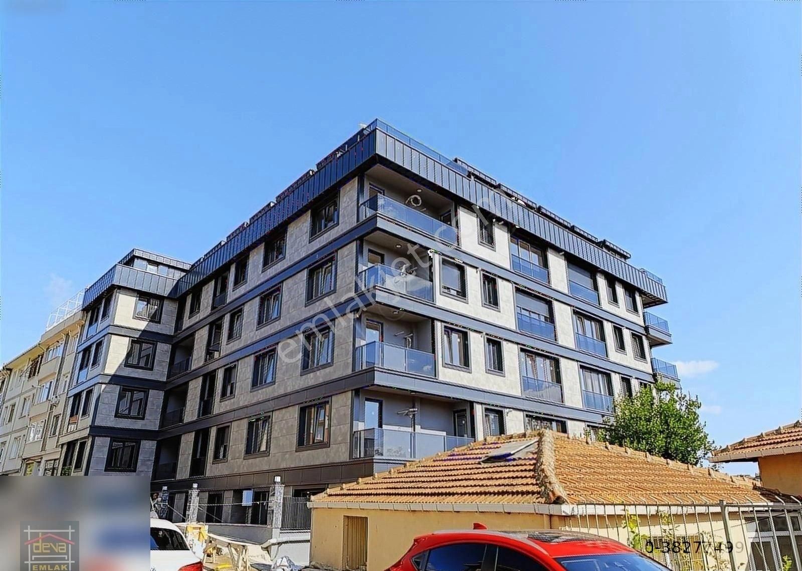 Devadan Sultantepede Manzaralı Otoparklı Asansörlü Teraslı 4+2