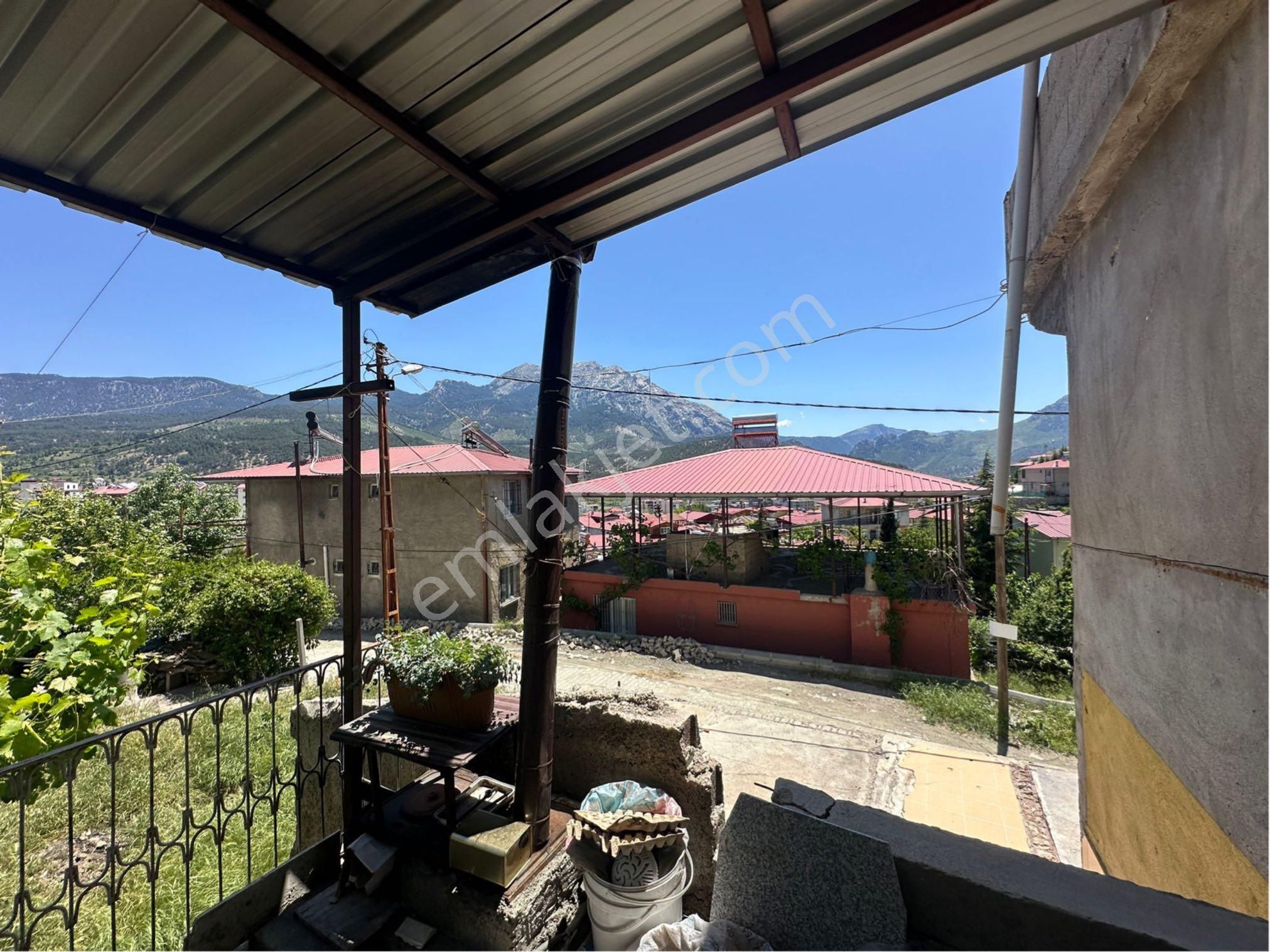 Pozantı Selçuk Emlak’tan Merkezde Satılık Müstakil Ev - Görsel 10