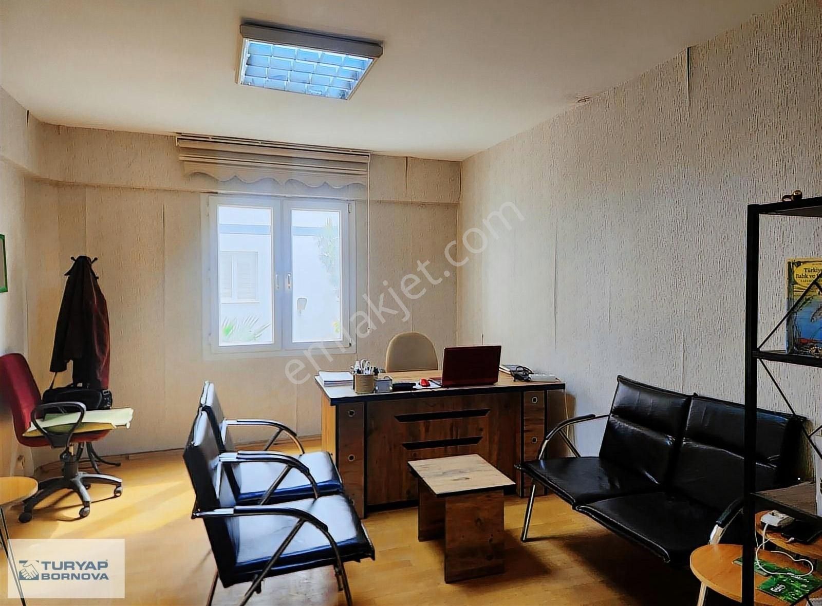 Bornova Kazımdirik Mah. Gediz Cad. Satılık Ofis
