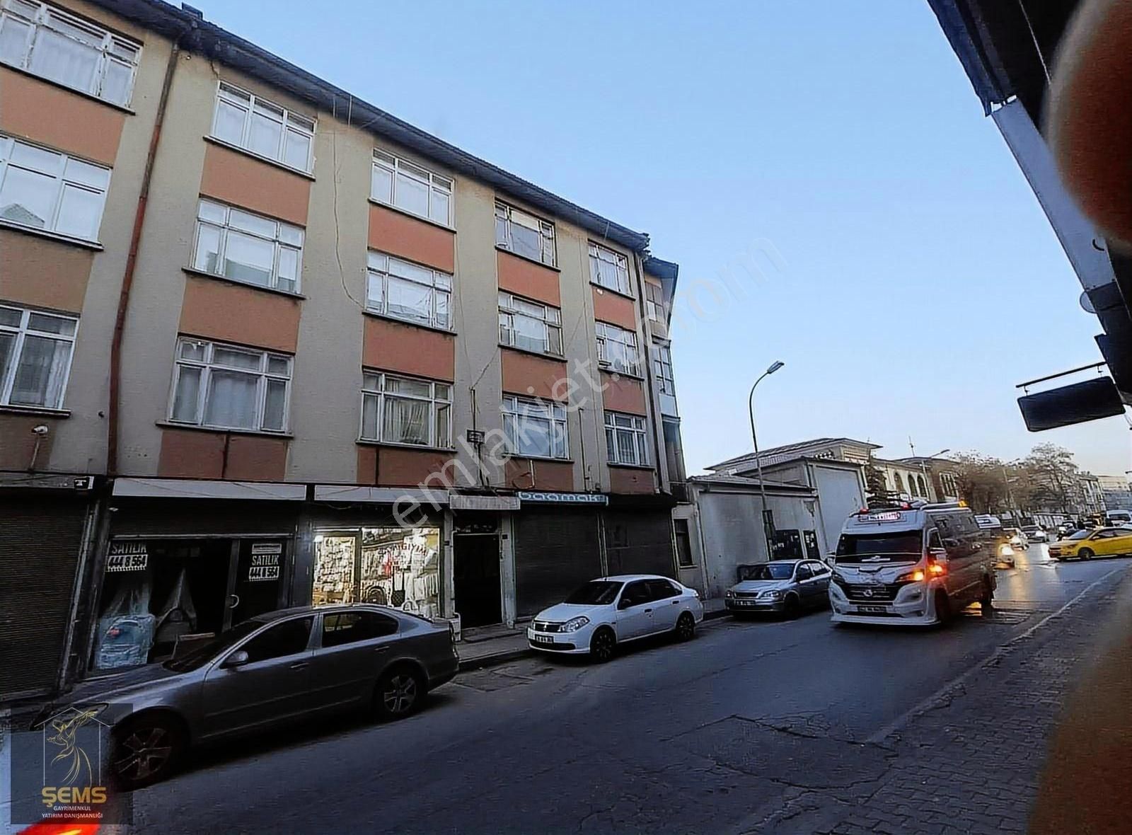 Acil!! İstanbul Cad. Üzeri Merkezi 3+1 Boş Bakımlı Daire