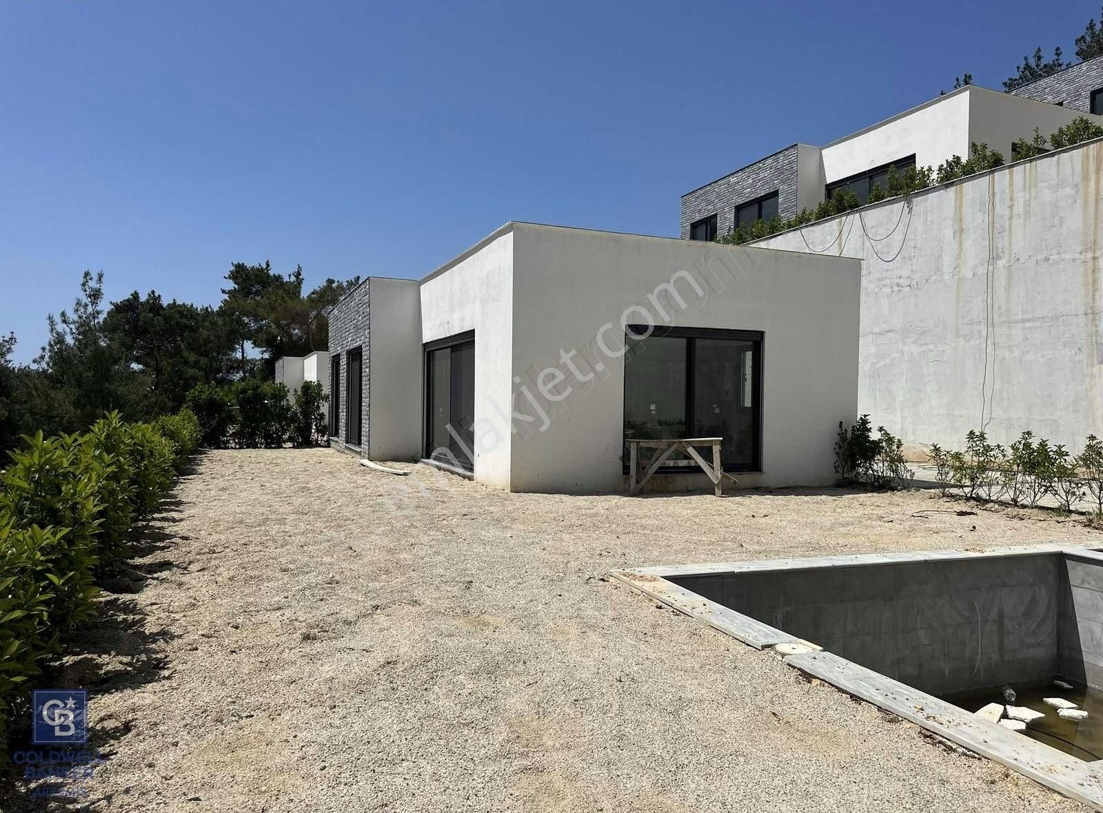Bodrum Yalıçiftlik Satılık Müstakil Havuzlu Villa