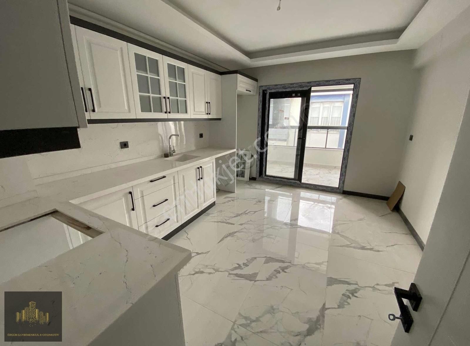 Manisa Akhisar Efem Gayrimenkulden Atatürk Mah 3+1 Kiralık Daire