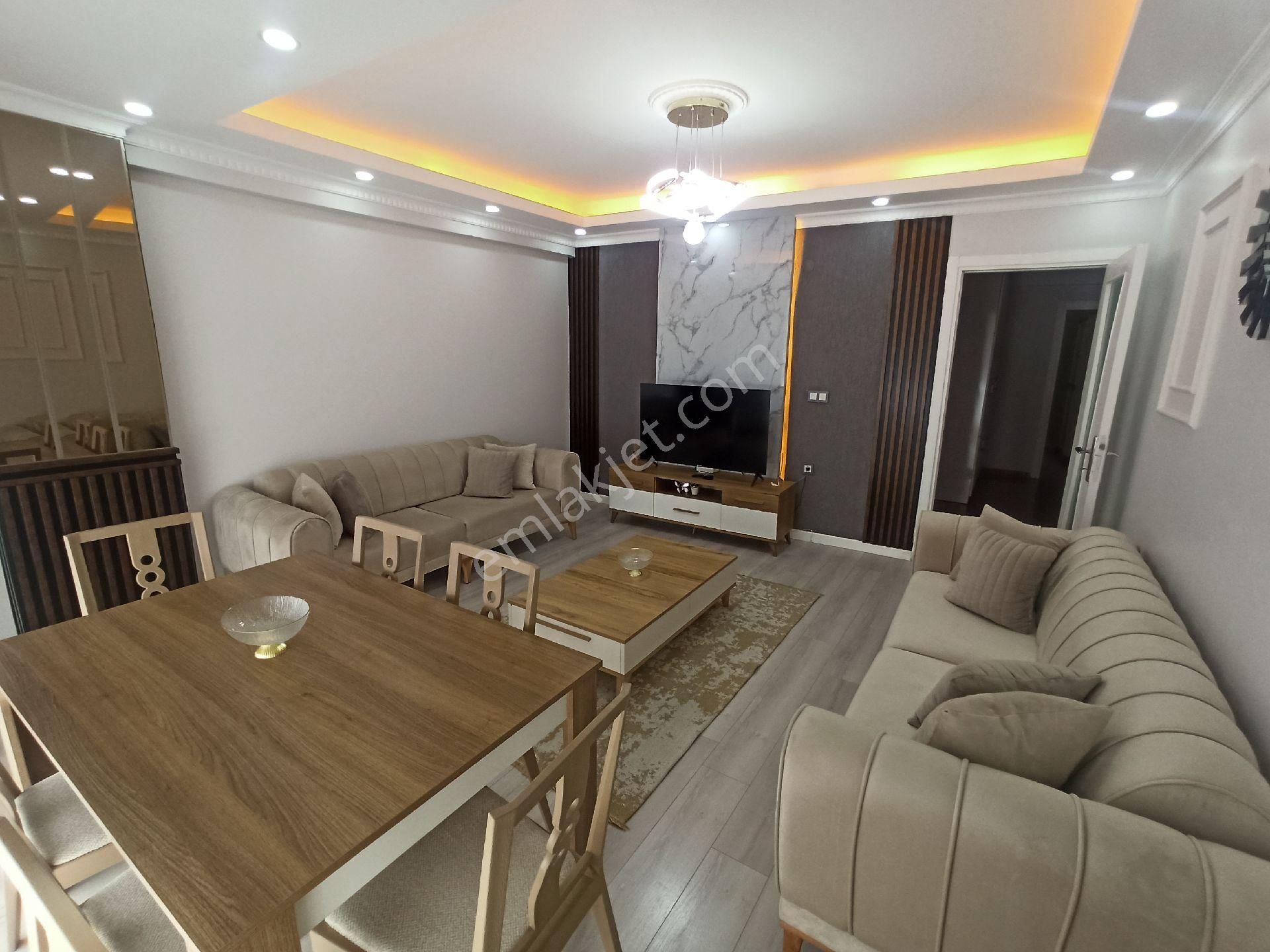 Mehterçeşme'de Satılık 3+1 4. Kat Krediye Uygun Asansörlü Daire