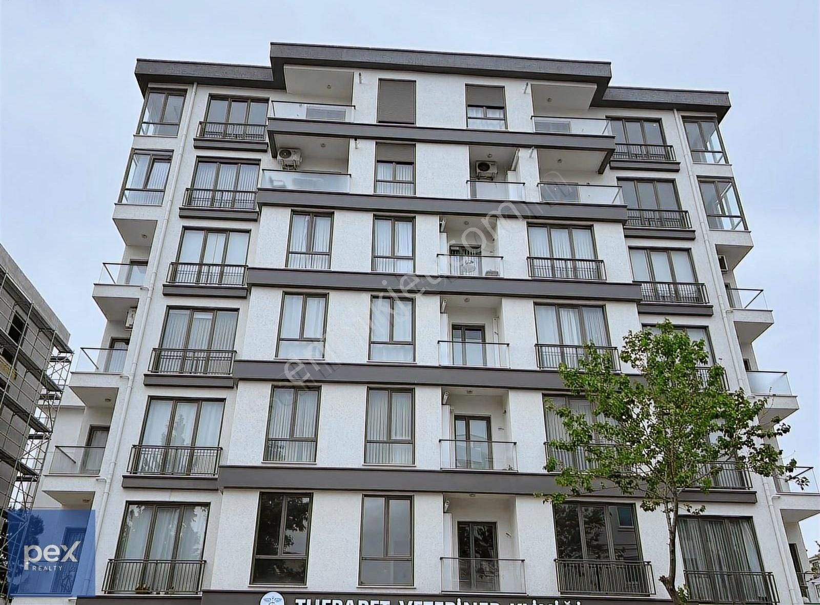 Satılık 3+1 Ultra Lüks Ferah Daire Ebeveyn Banyo Kapalı Otopark