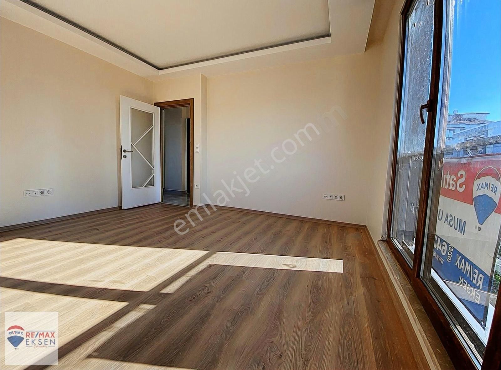 Ümraniye Aşağıdudullu Yeni Bina 2+1 Satılık Daire