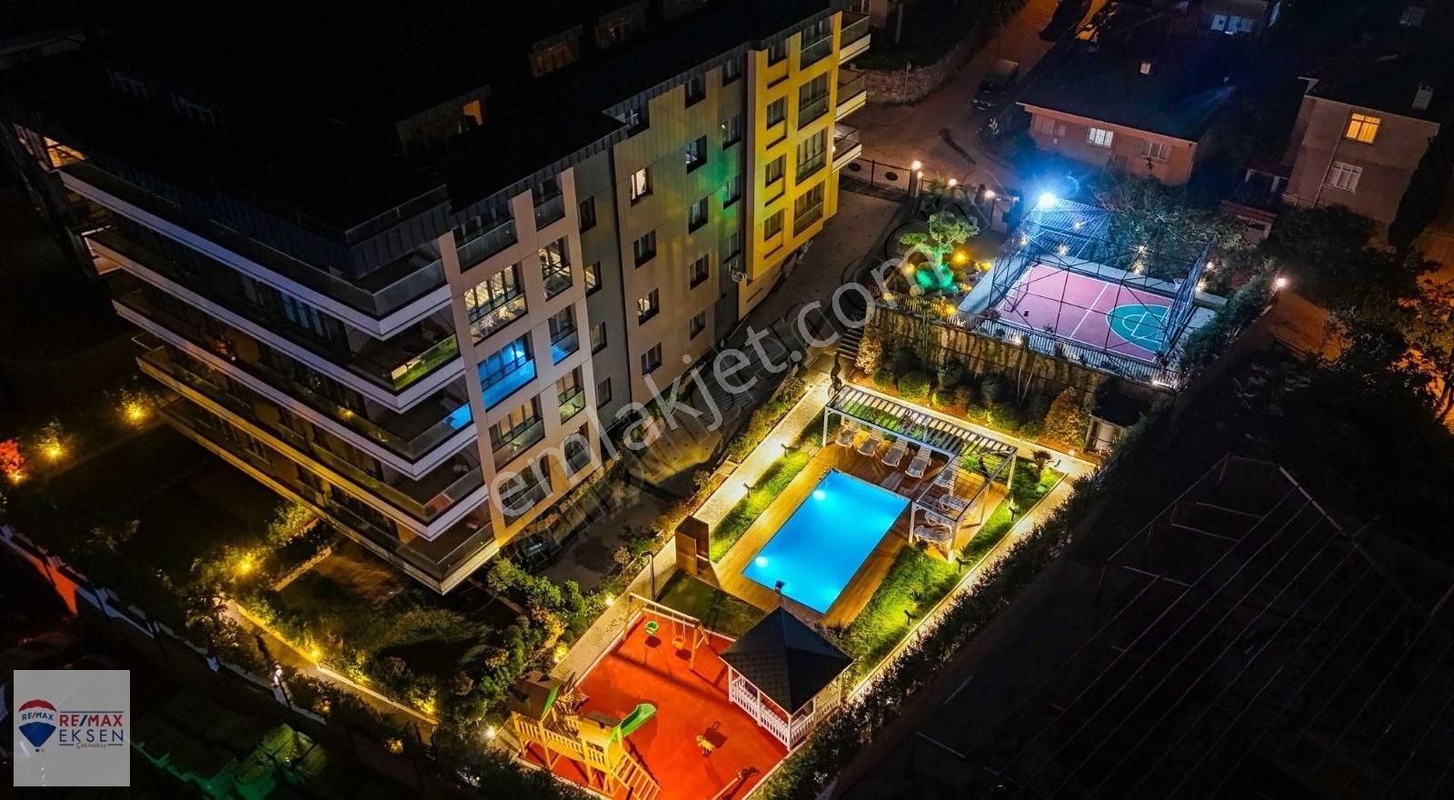 Beylerbeyi Vadi Mahâl'de Kapalı Otoparklı Satılık 3+1 Lüks Daire - Görsel 6