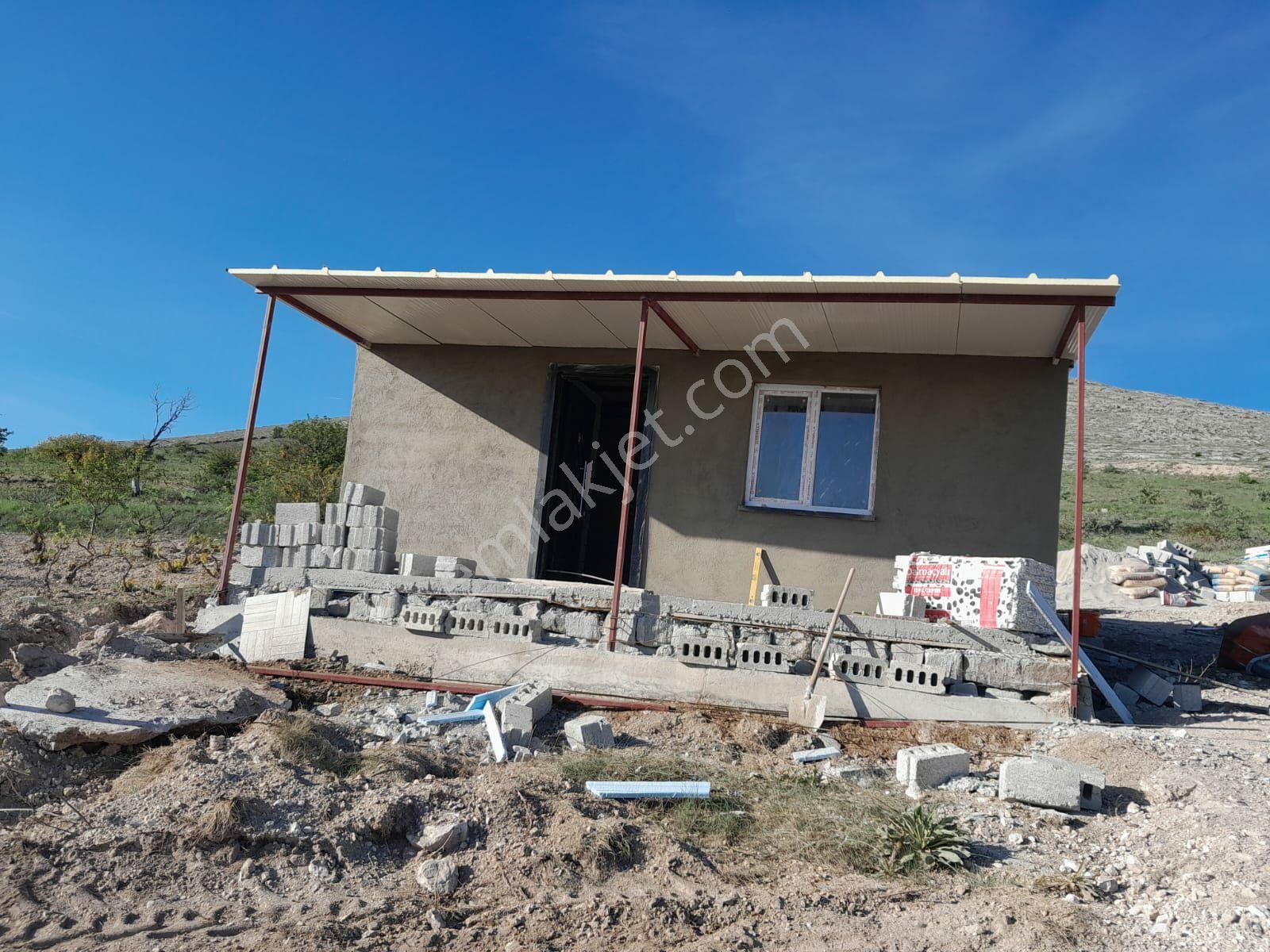 Gürpınarda 870m2 Satılık Evli Bağ Tek Tapu