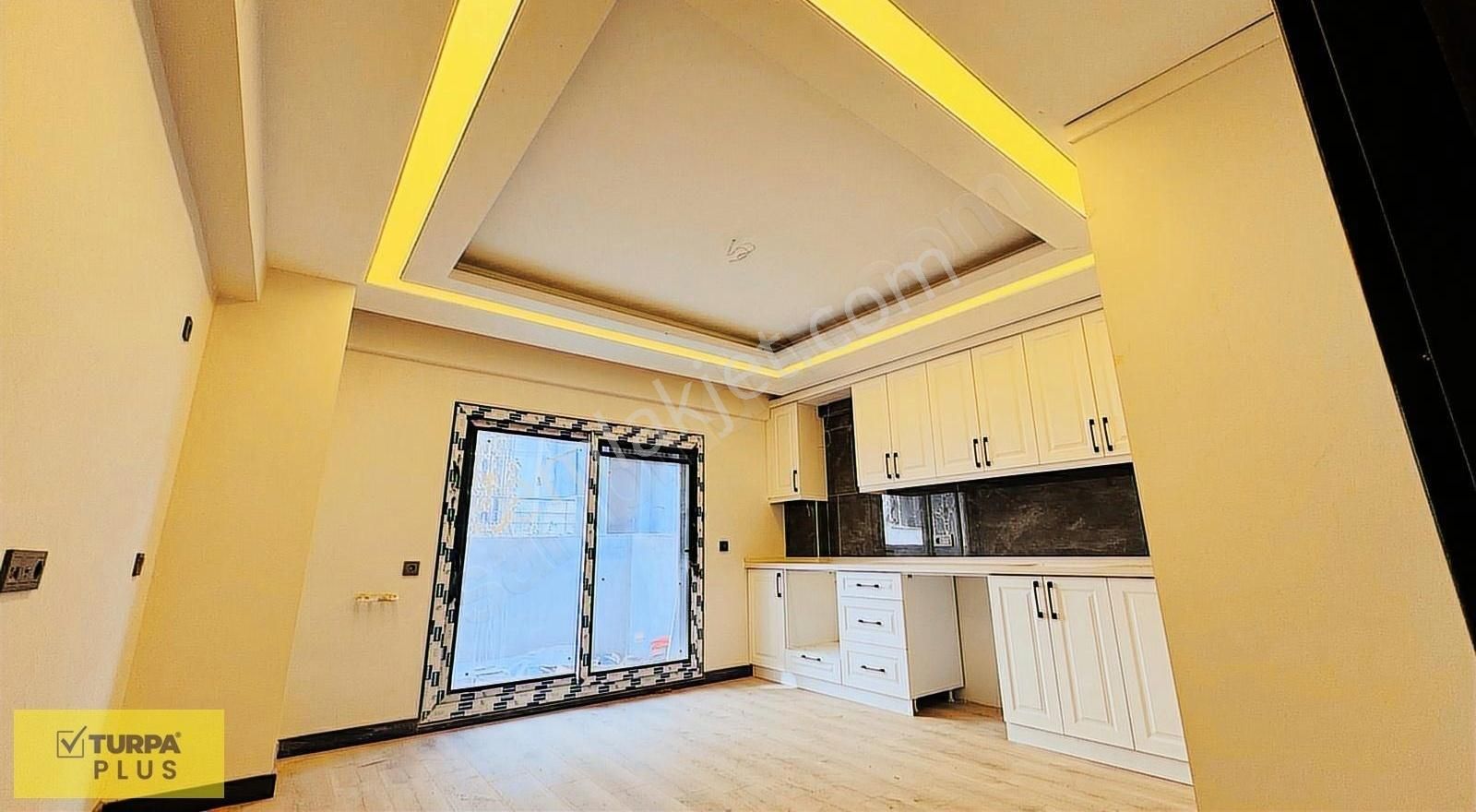 Dokuzeylül Gaziemir Optimum İzban Yakını Bahçeli Satılık Daire