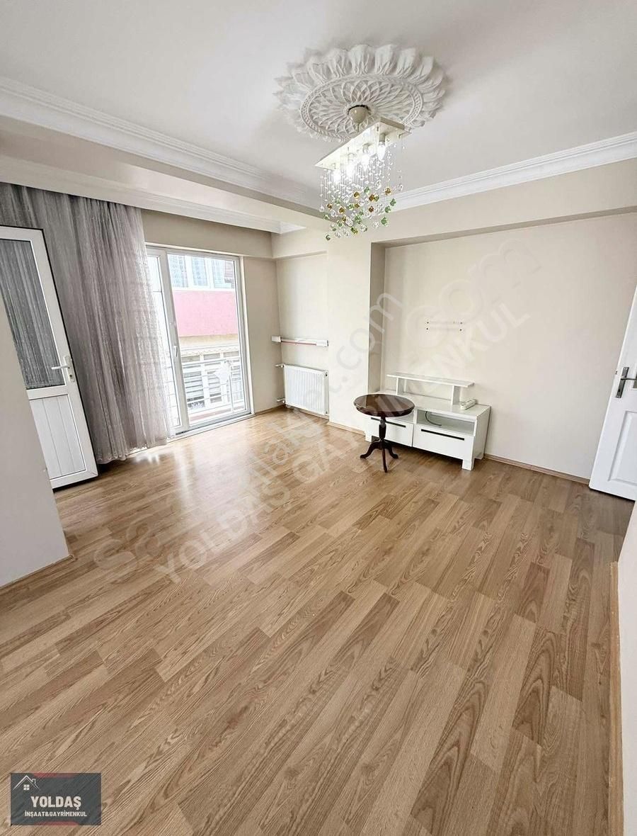 Yoldaş İnş Yunusemre De 3+1 160 M2 Asansör Lü Dubleks
