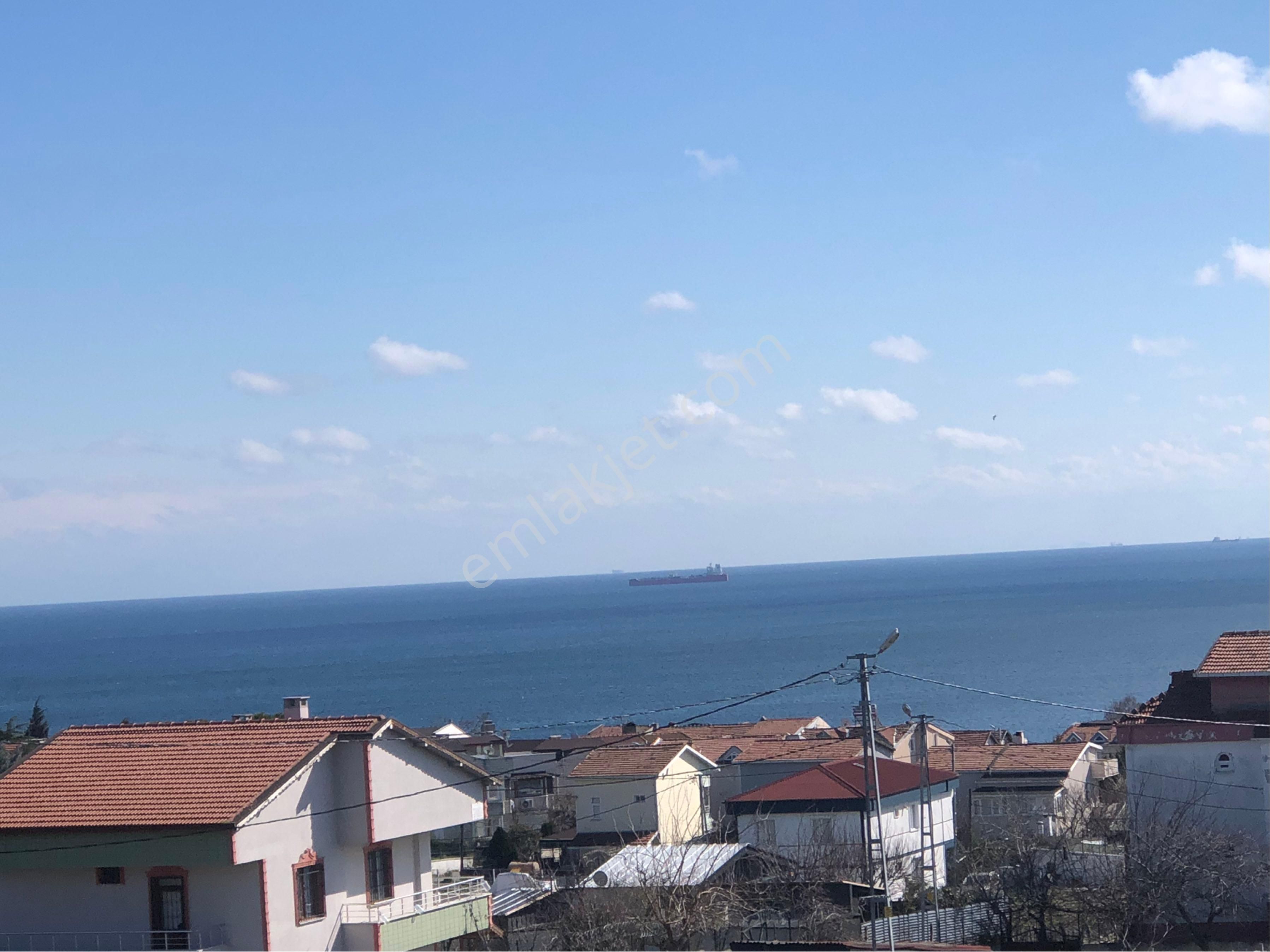 Kapanmaz Tam Denizmanzaralı Denize Çok Yakın 3 Kat İmarlı
