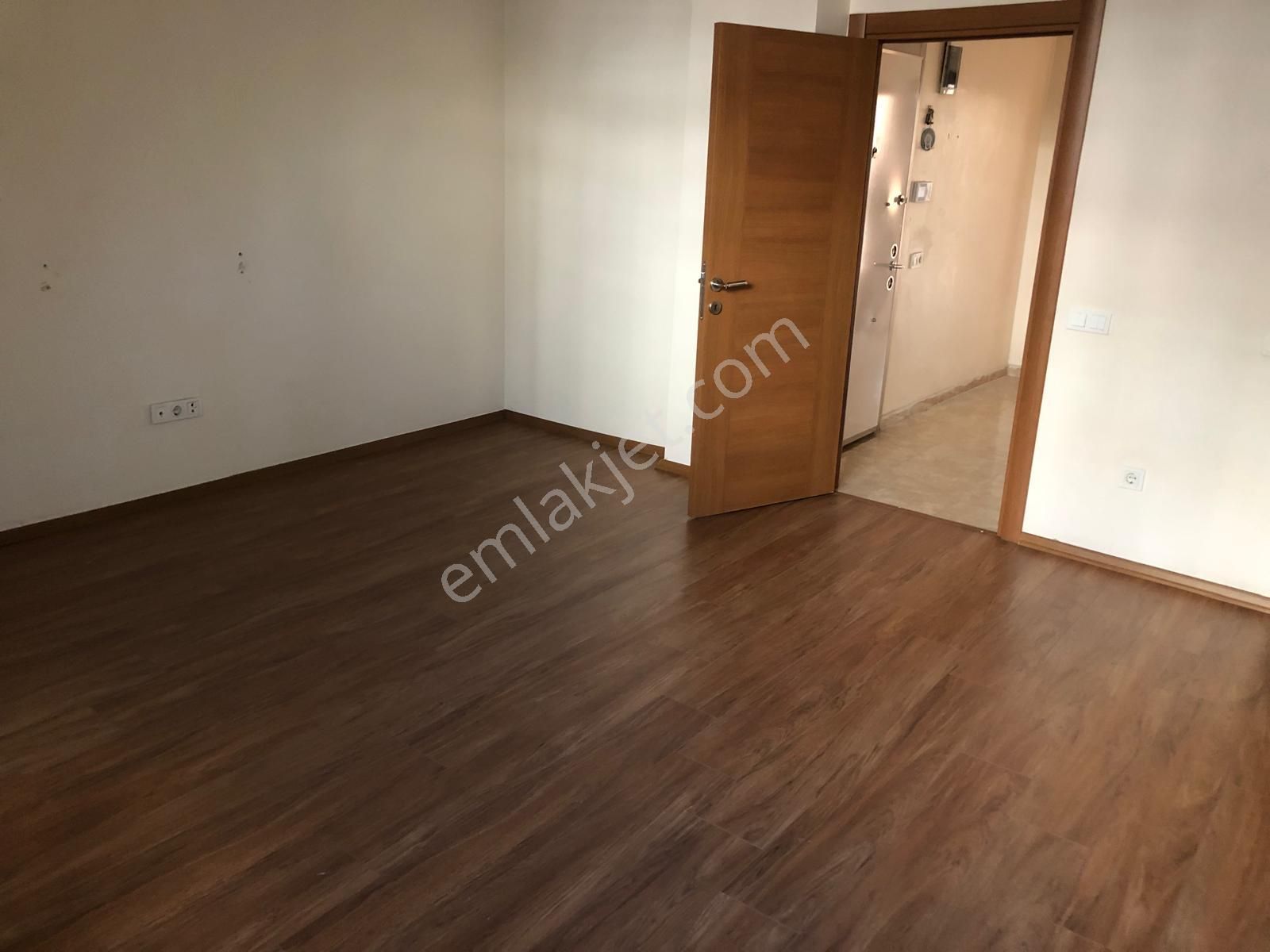 Eyüpsultan Topcular Galipözger Cad. Üzerinde Yeni Bina 2+1 Kiralık Daire