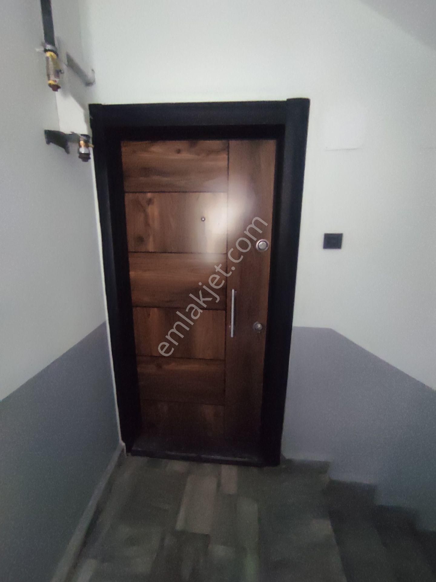 Trabzon Bahçecikde Satılık Anayol Üzerinde 726m2 Kullanımlı Bina, - Görsel 13