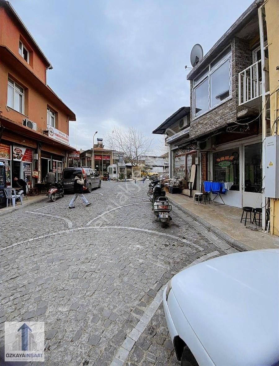 Cumhuriyet Caddesinde Kiralık 90m2 Daire