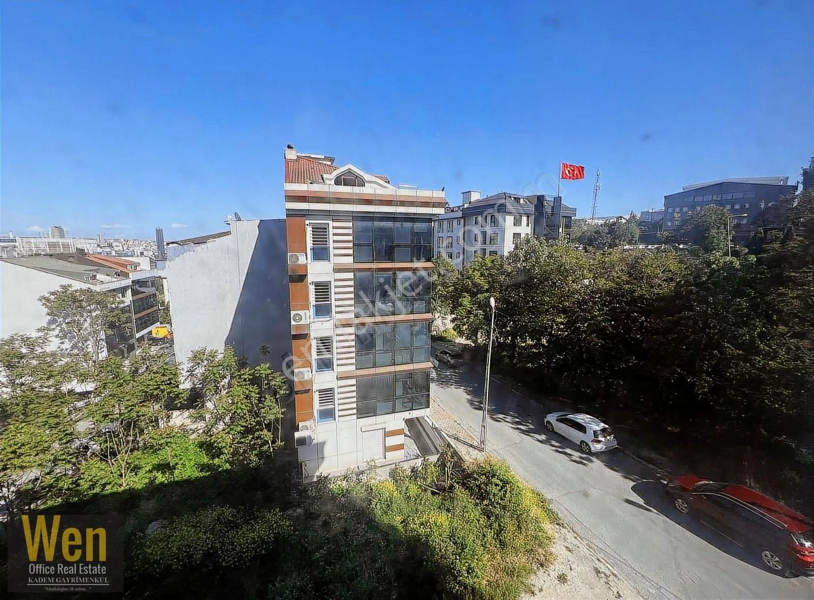 Güzelyurt Metrobüse Durağında Eşyalı 2+1 Kiralık Daireخانه کرایی