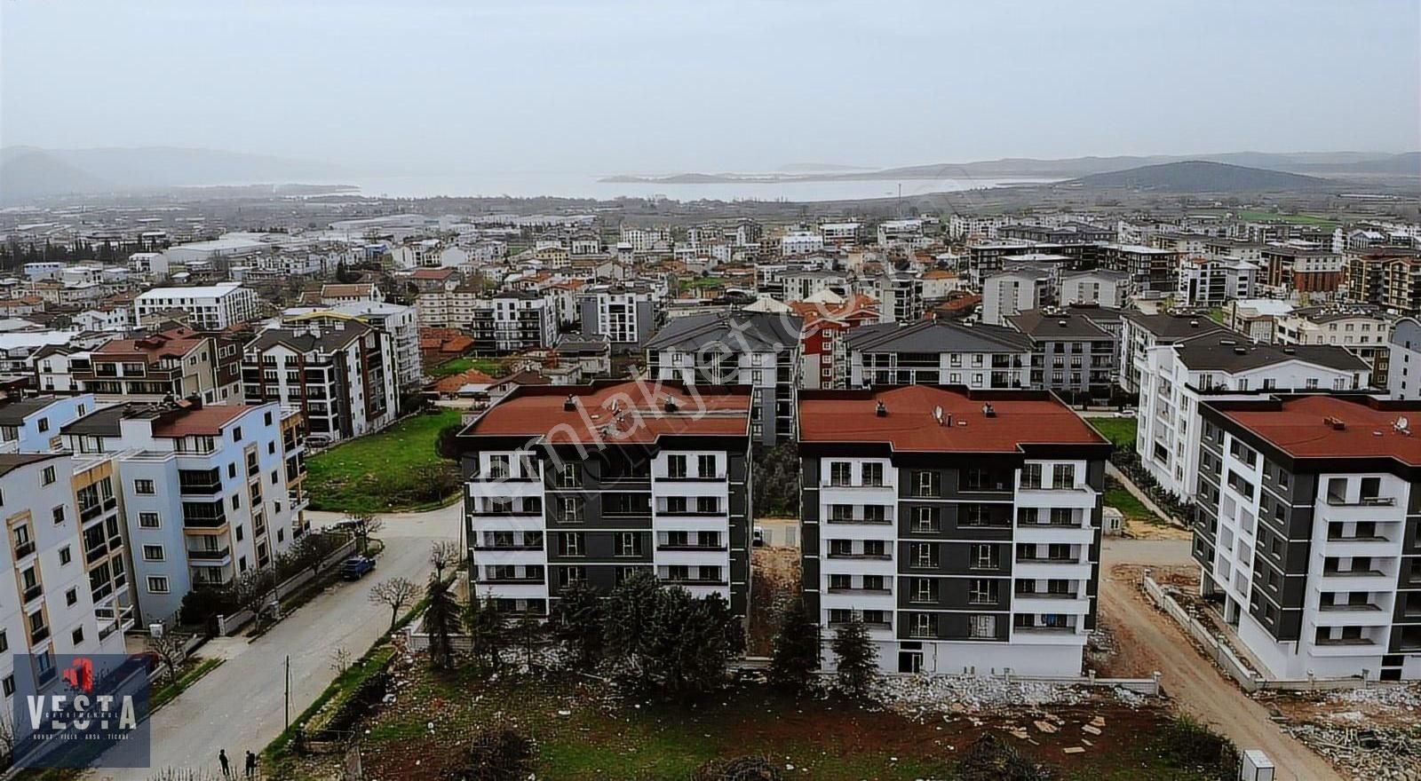 Vesta'dan Göl Manzaralı Ferah 3+1 Lüks Daire