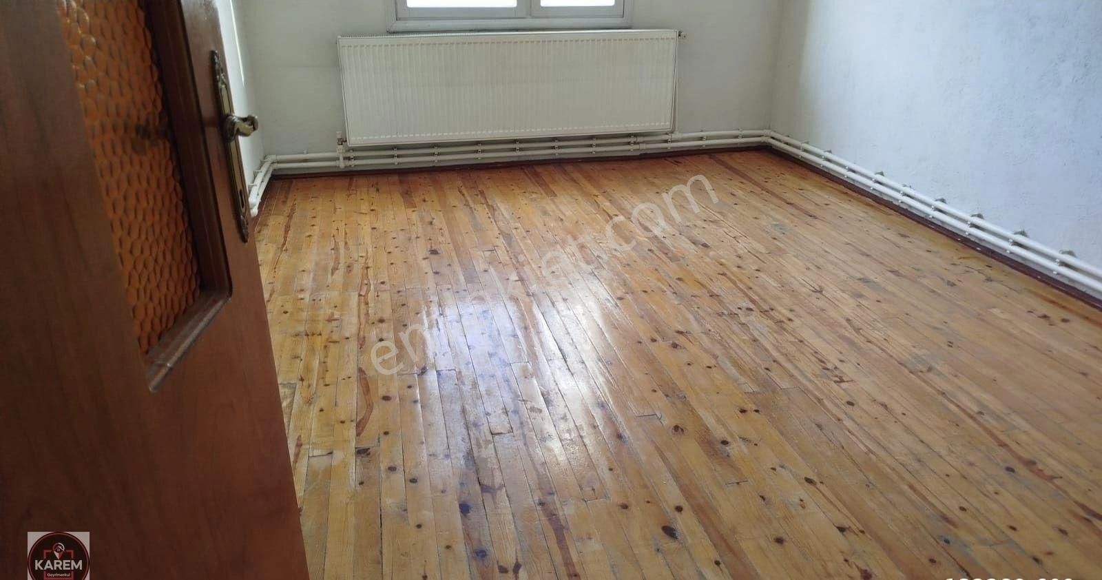 Kazım Karabekir Mah Satılık Daire 3. Kat Arakat 130 M² 3+1