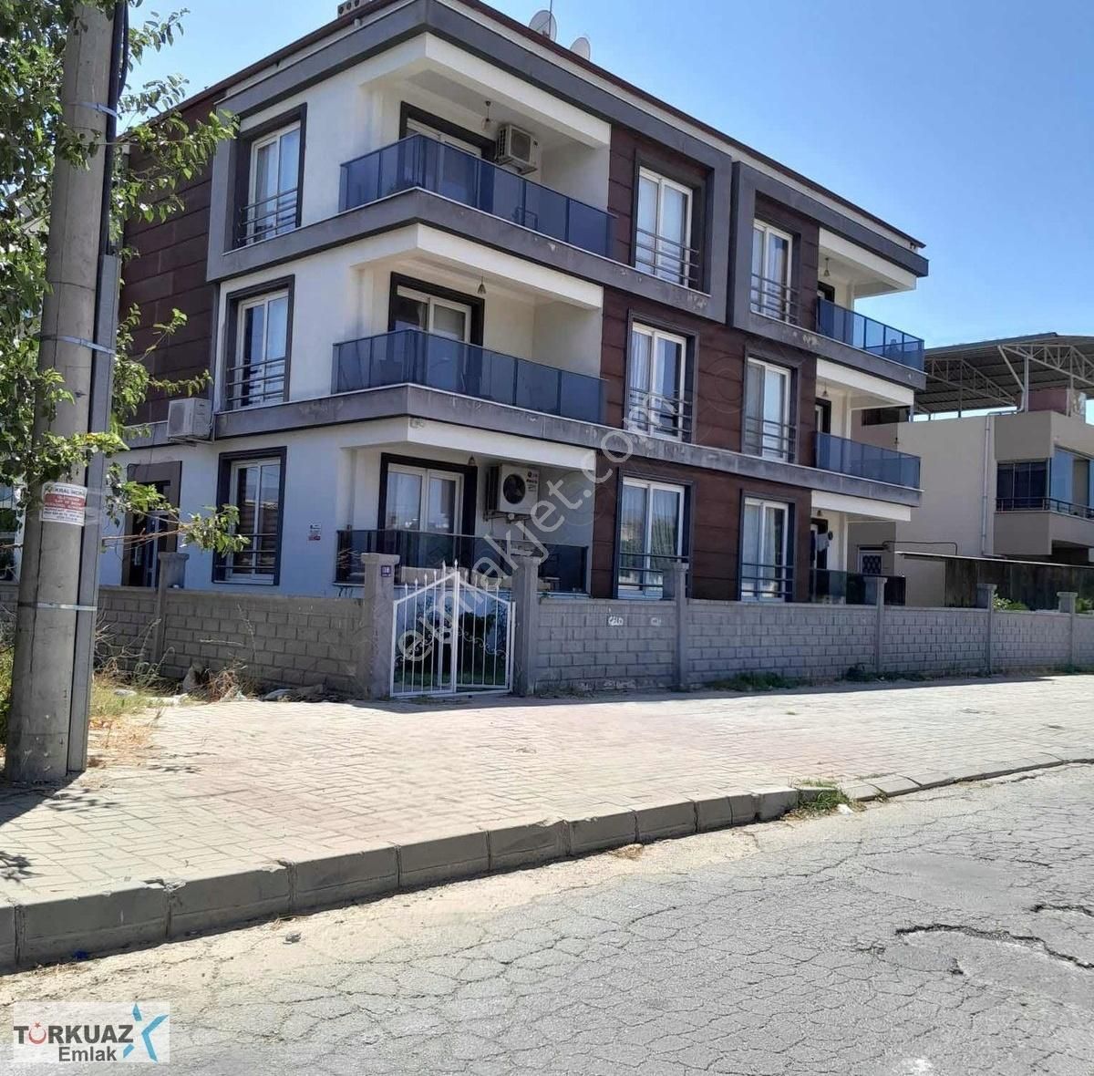 Turkuaz'dan Adü Yakını Yatırıma Uygun Eşyalı Satılık Daire