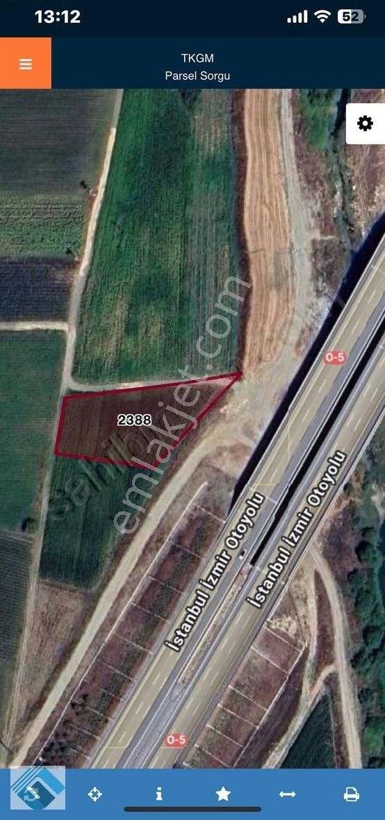 Bursa Mustafakemalpaşa'da İzmir Otoyoluna Komşu Satılık Arsa