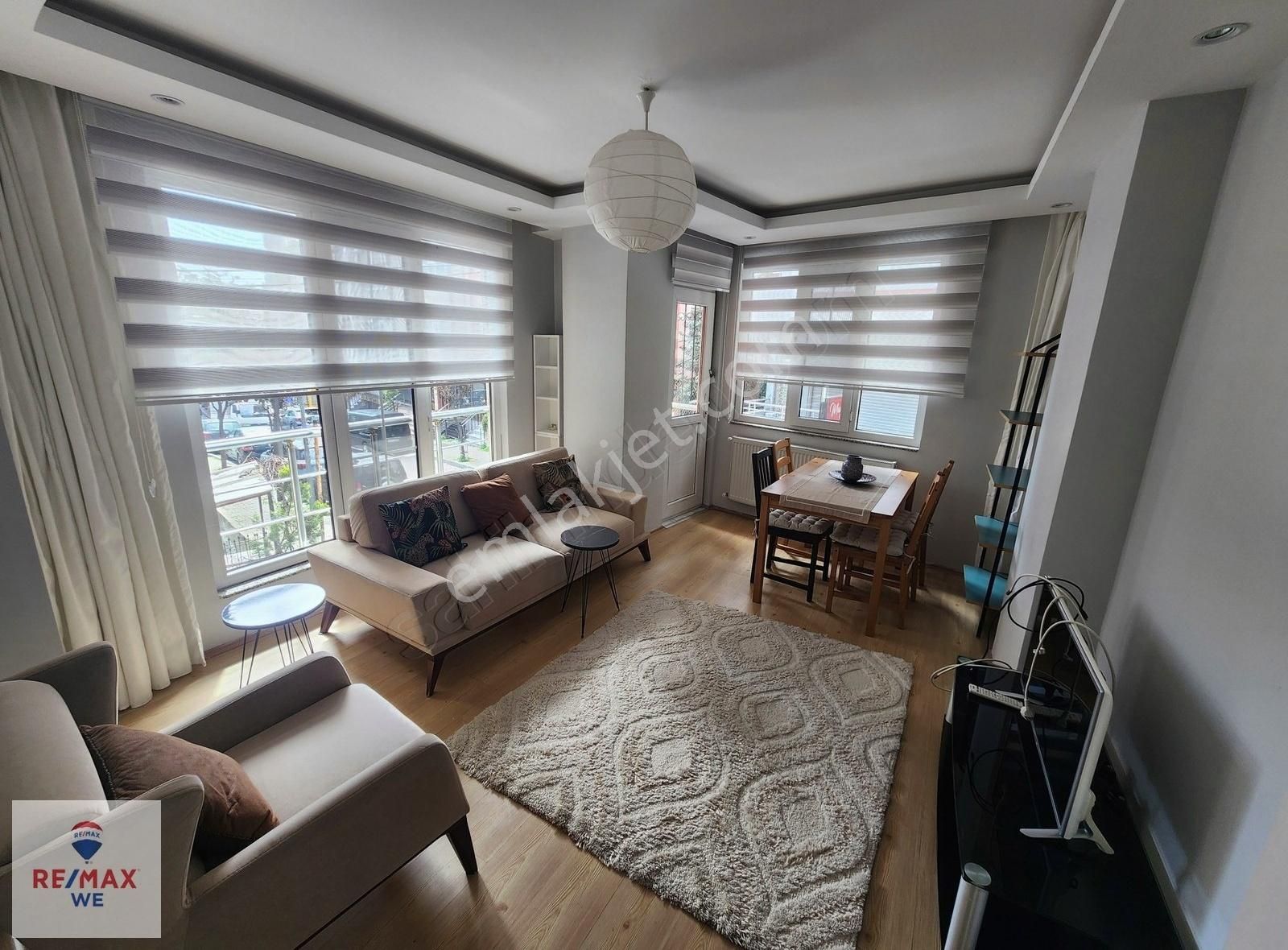 "metro-cevahir Avm 1 Dk" 2+1 80 M2 1.kat *kombili-balkonlu*