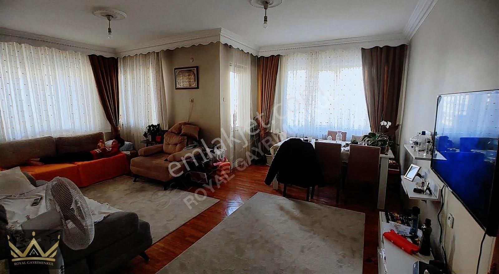 Royal Den Kütahyanın En Nezih Mahallesinde 3+1 Arakat Satılık