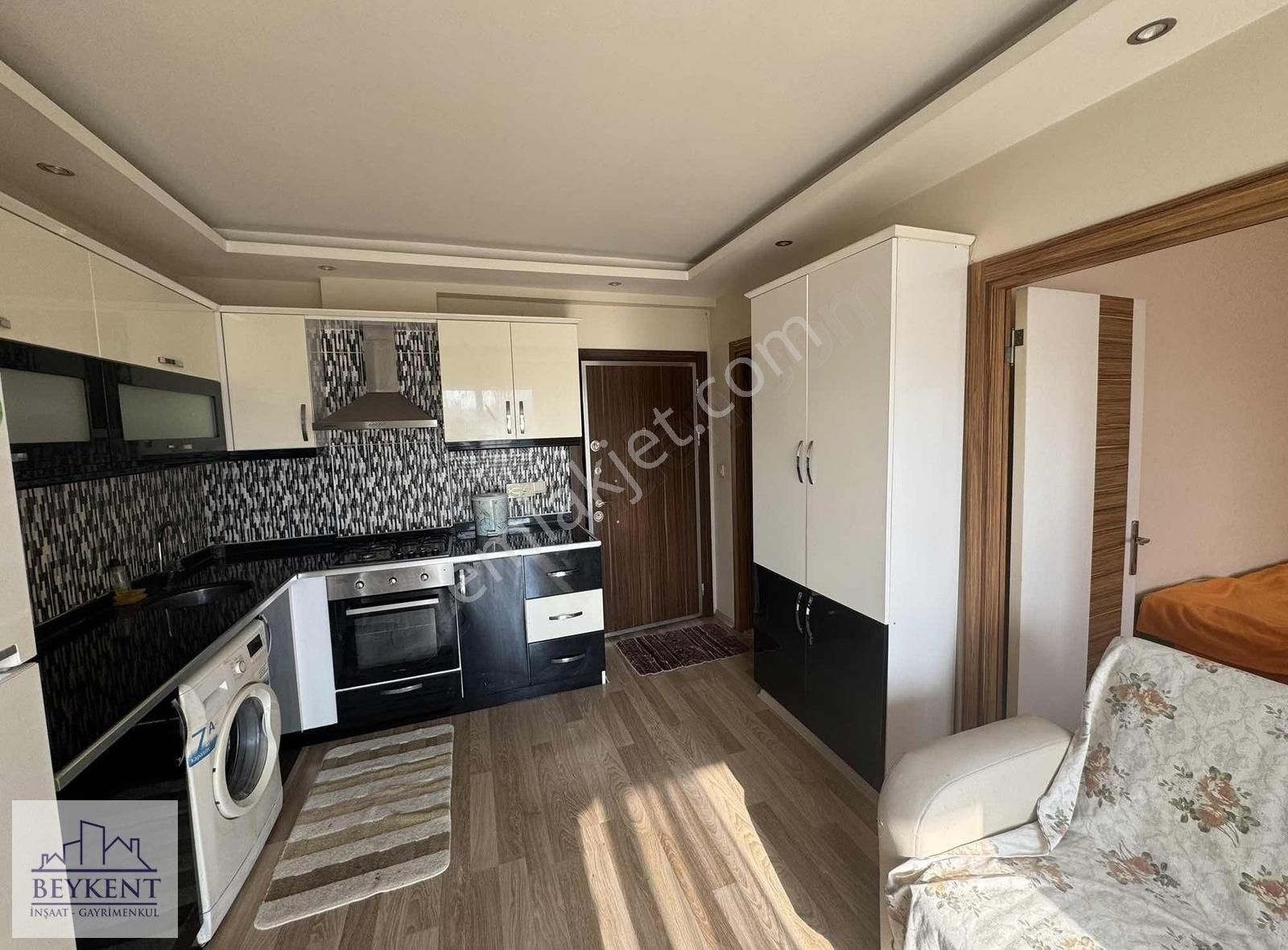 Beykent Emlak Kiralık Eşyalı 1+1