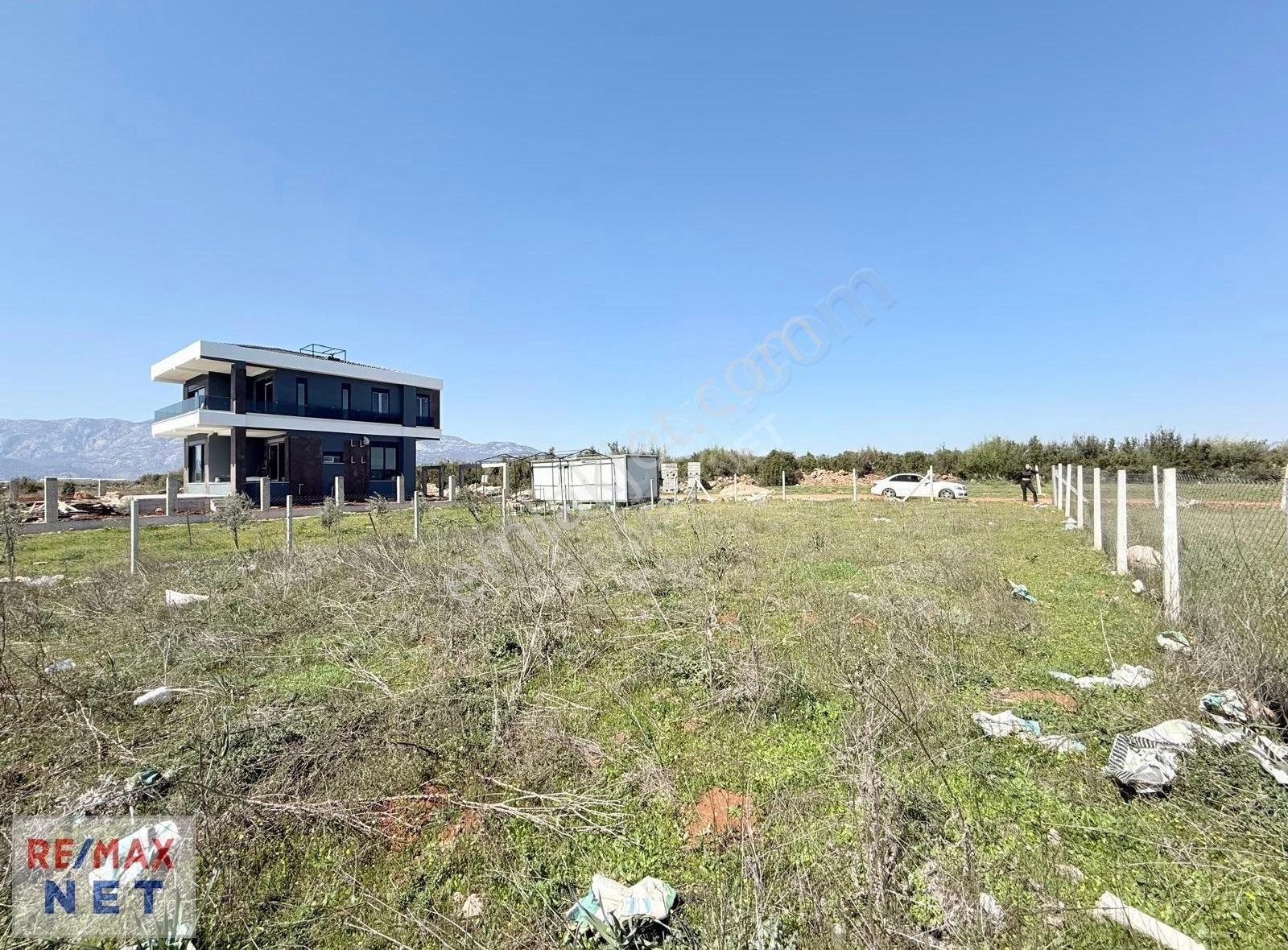 Döşemealtı Çıplaklı'da 400 M2 Satılık Arsa