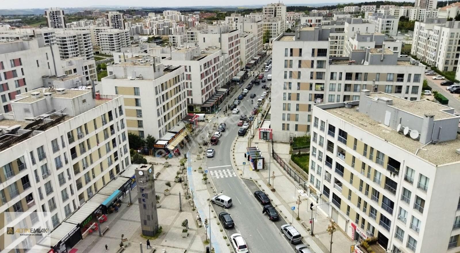 Kayaşehir 24.bölge Satılık 2+1 Kapalı Mutfak Boş Daire