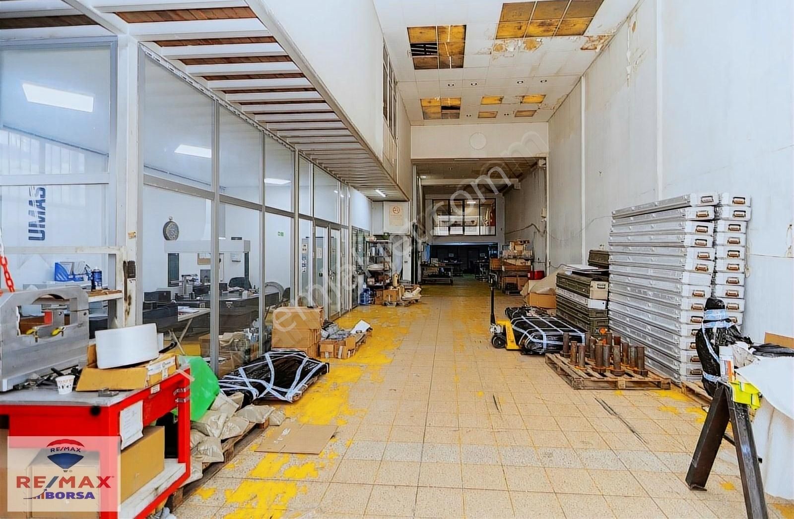 Ostim Merkezde Metro Yakını 450m2 Kiralık İmalathane & Ofis