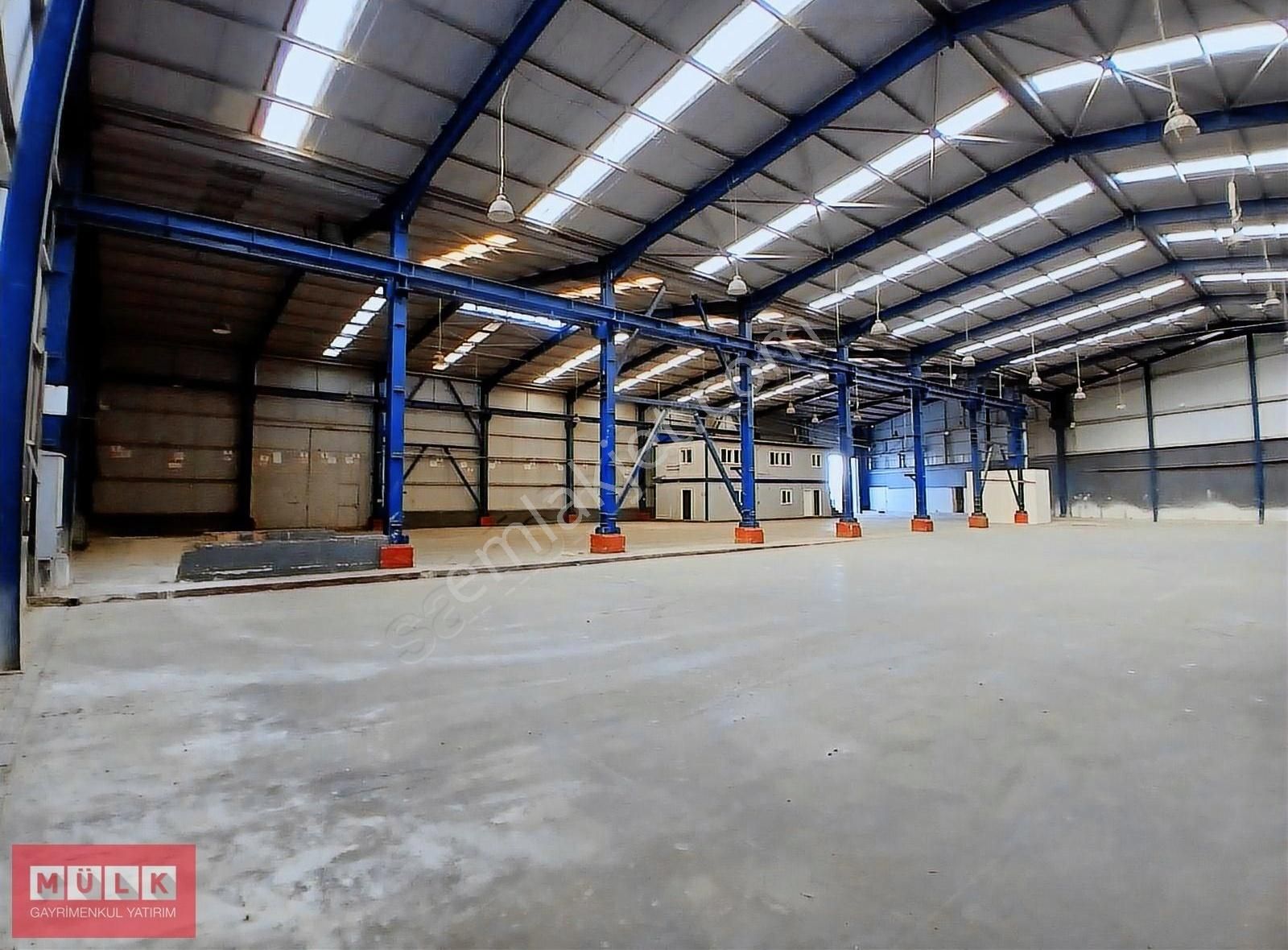 | Kiralık | Sancaktepe | 2090m2 | Depo & İmalathane |