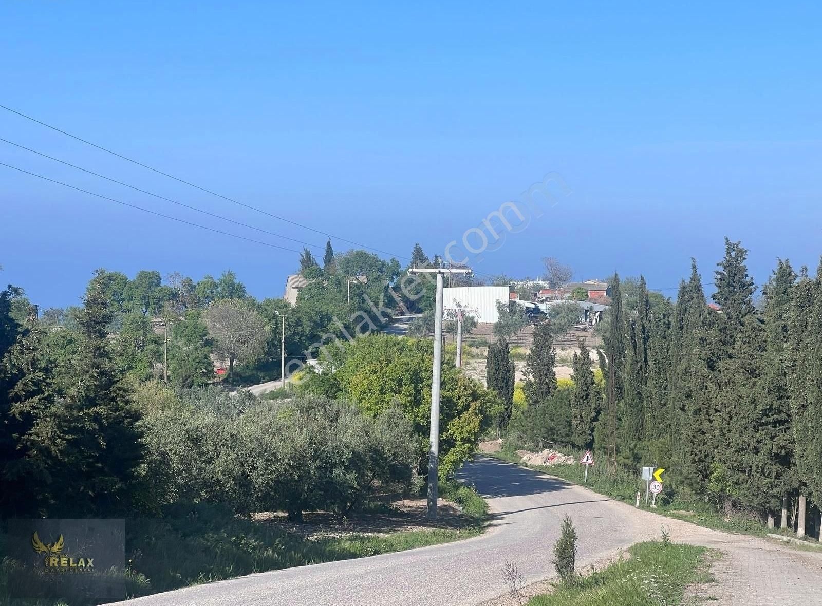Şirinçavuş Mah Deniz Manzaralı Asfalt Cephe 3,161 M2 Arazi